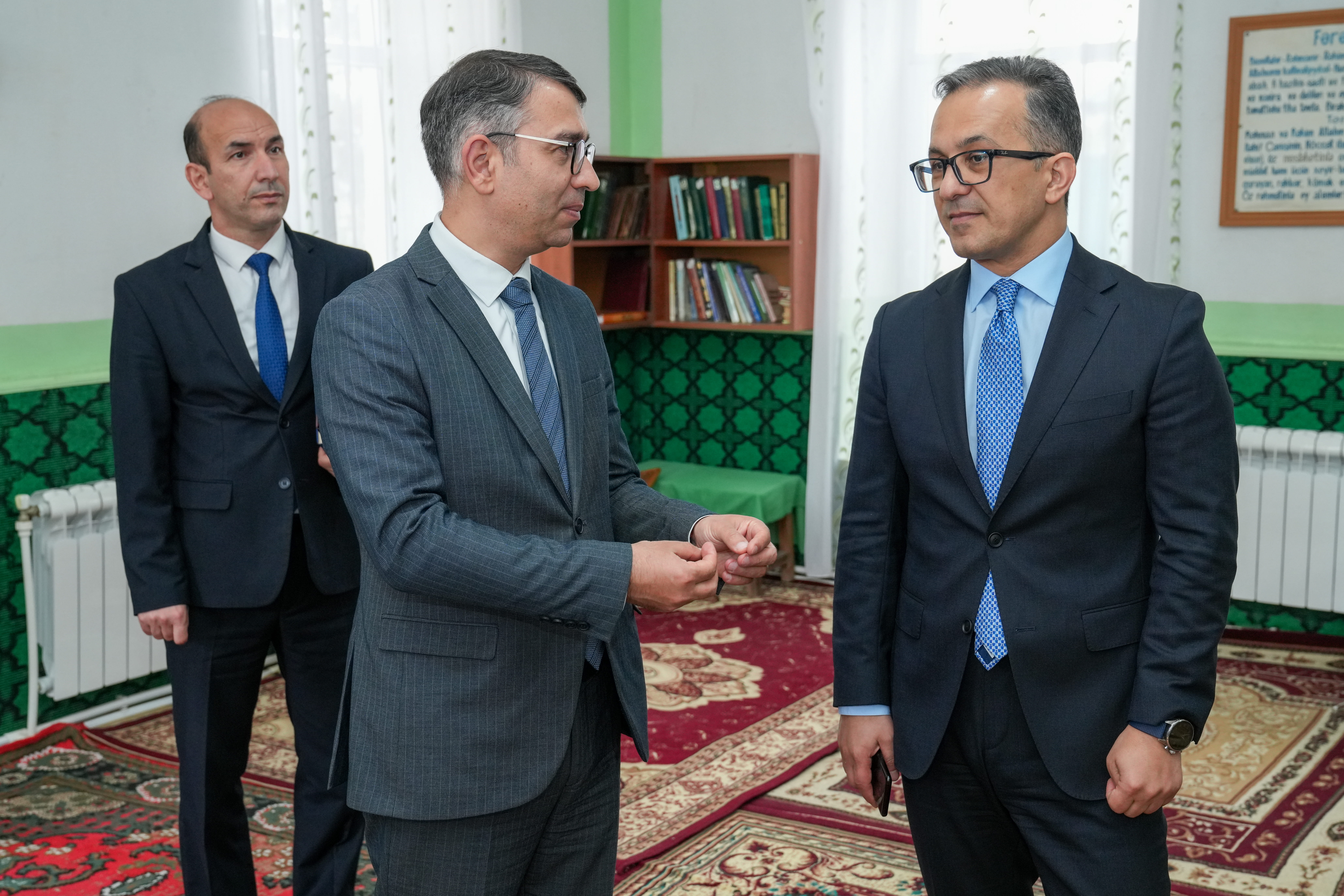 Dövlət Komitəsinin sədri Zərdab rayonunda yerləşən məscidlərin fəaliyyəti ilə tanış olub - Image 7