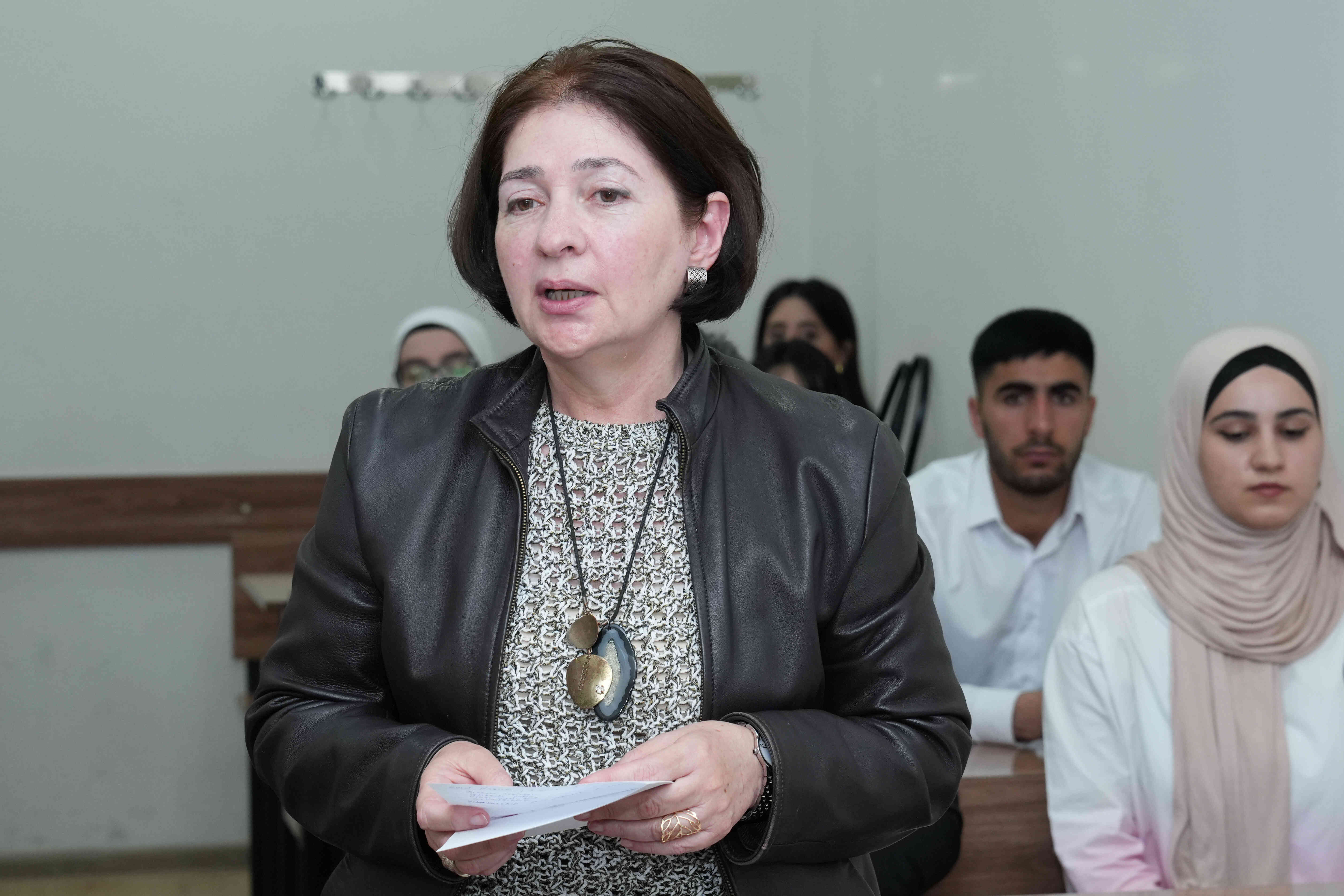 Azərbaycan İlahiyyat İnstitutunda “Ailə dəyərlərimizə gənclərin baxışı” mövzusunda açıq dərs formatında tədbir keçirilib - Image 24