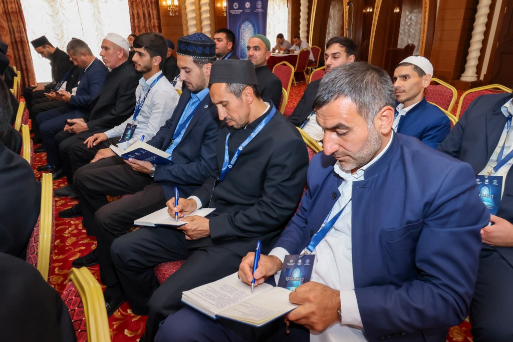 Şamaxıda “Peşəkar dini fəaliyyət: müasir çağırışlar kontekstində” mövzusunda seminar-treninq keçirilib - Image 3