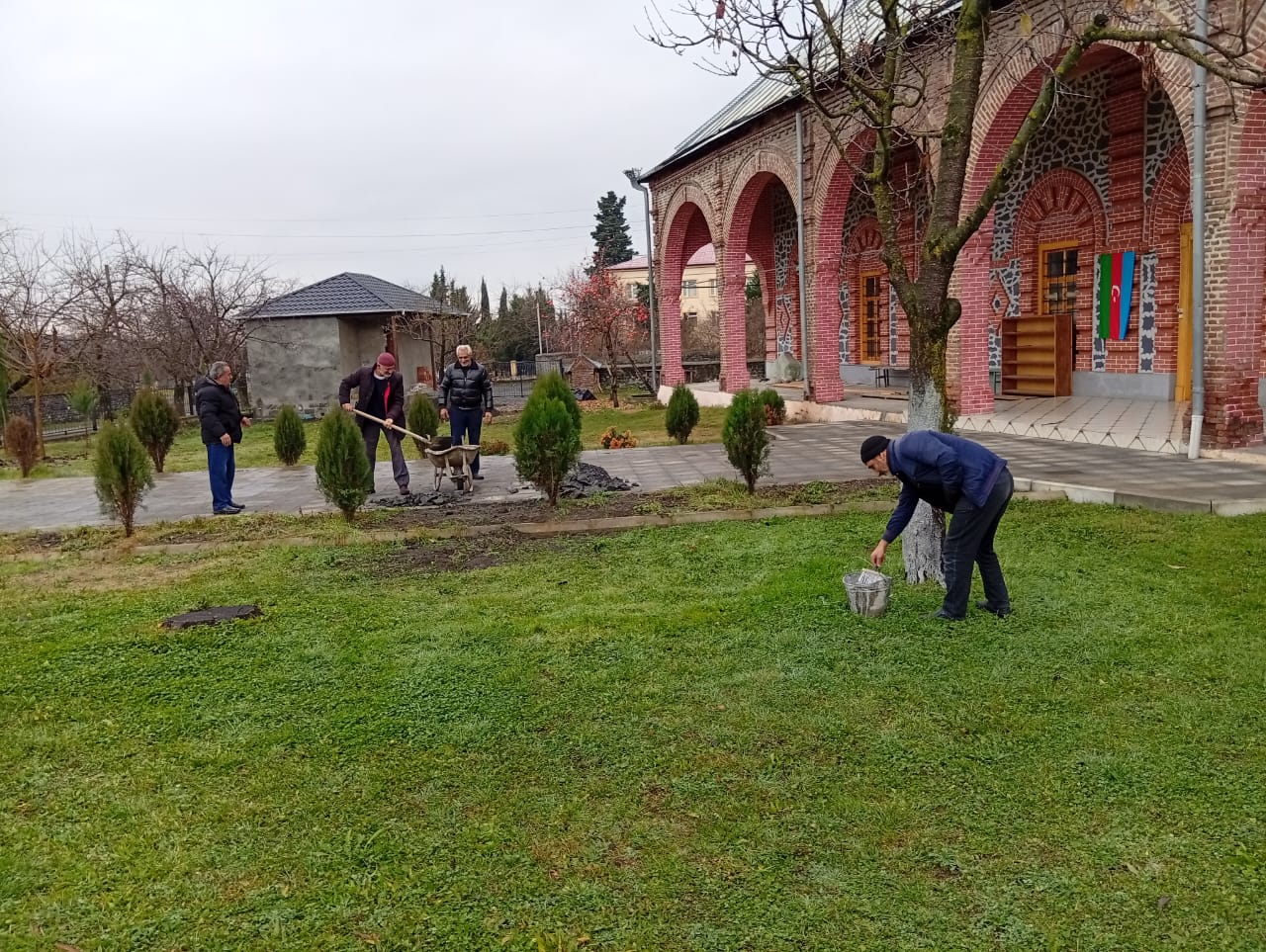 Bölgələrdə “Yaşıl gələcək naminə” aksiyası keçirilib - Image 3