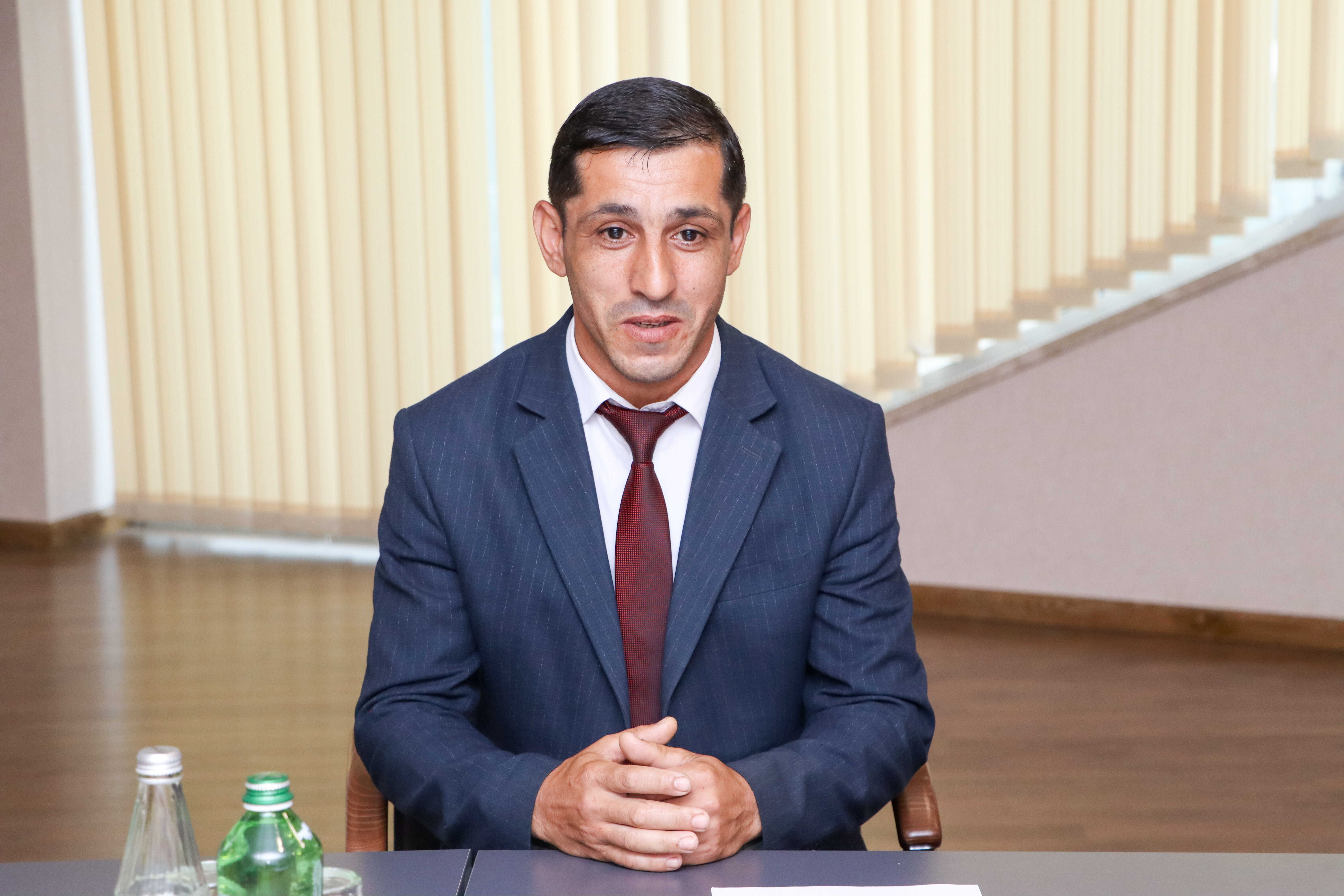 Dövlət Komitəsinin sədri Astarada vətəndaşların müraciətlərini dinləyib - Image 1