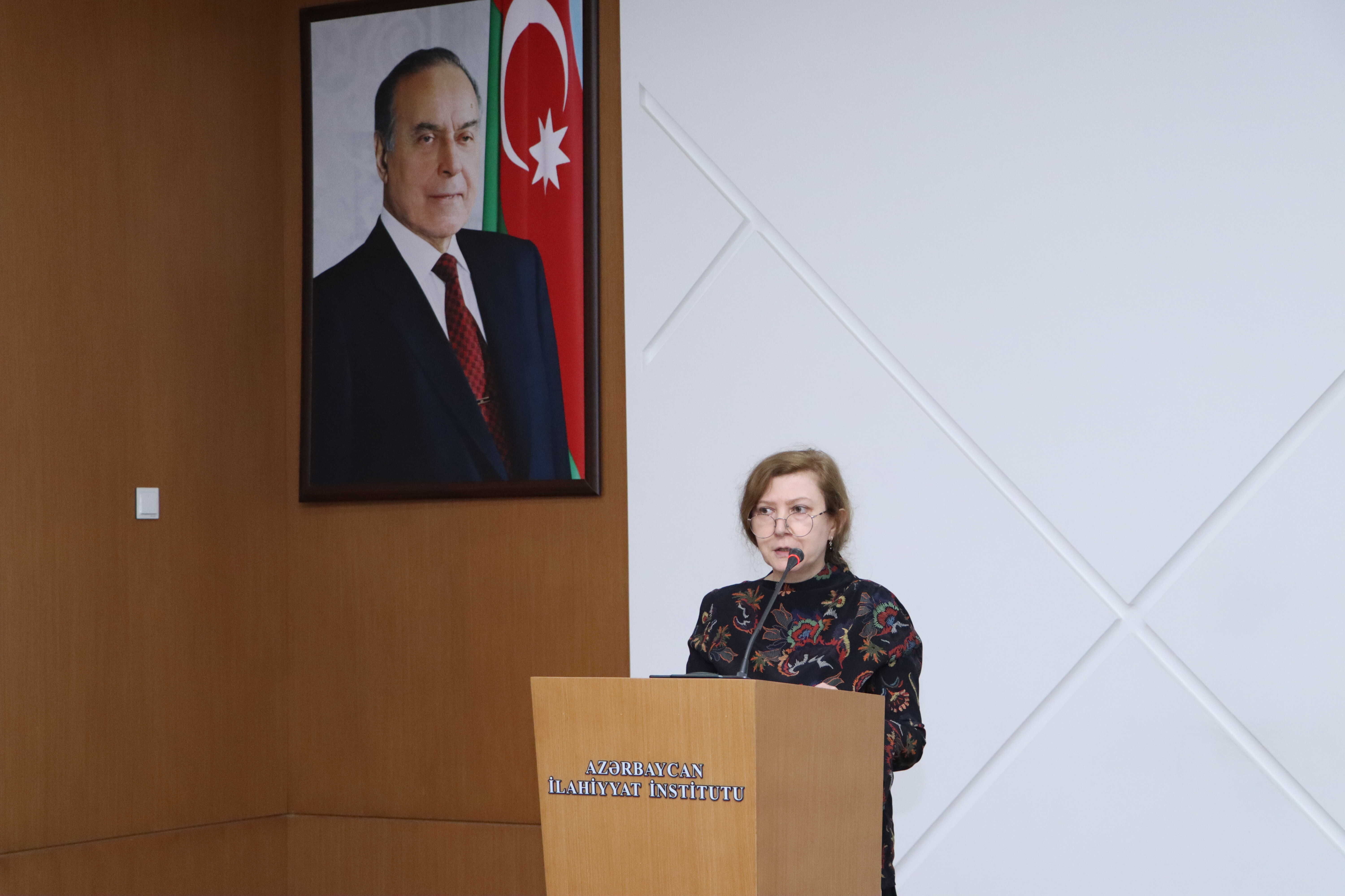 “Halal iqtisadiyyat” adlı dərs vəsaitinin təqdimatı keçirilib - Image 1