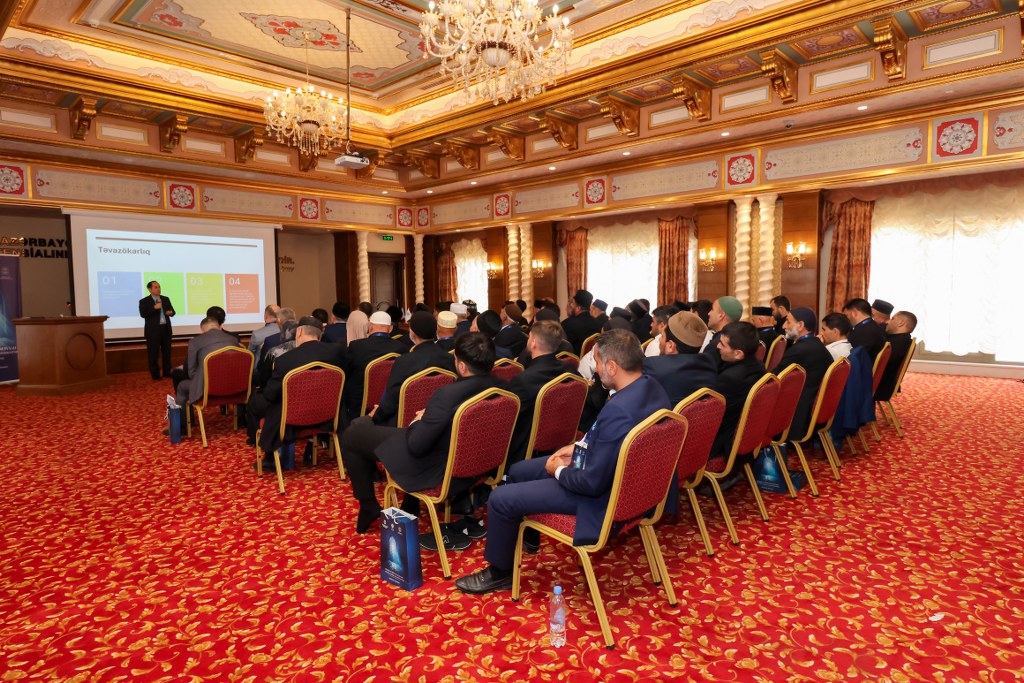 Şamaxıda “Peşəkar dini fəaliyyət: müasir çağırışlar kontekstində” mövzusunda seminar-treninq keçirilib - Image 11