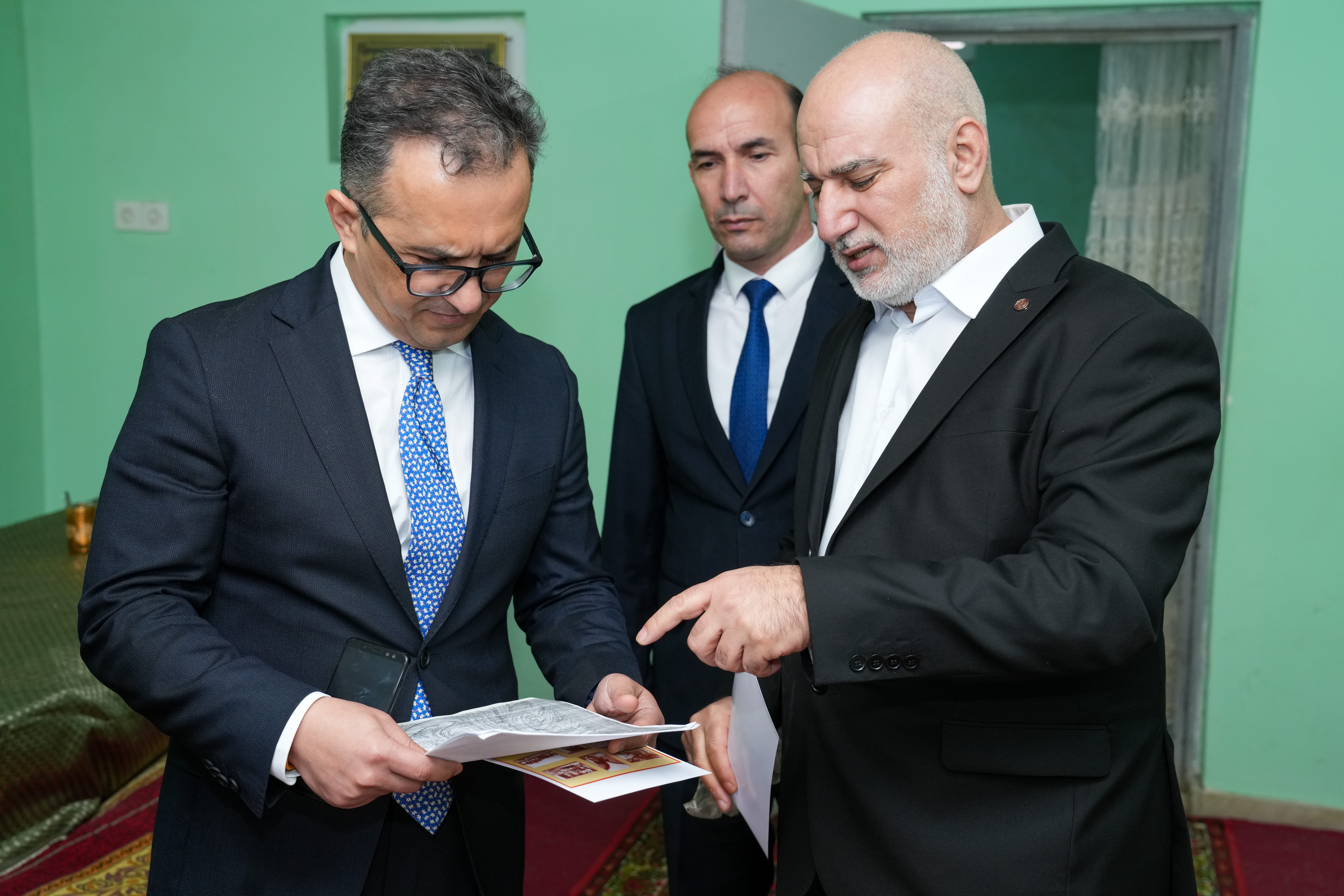 Dövlət Komitəsinin sədri Bakıda fəaliyyət göstərən ziyarətgahlarda olub - Image 1