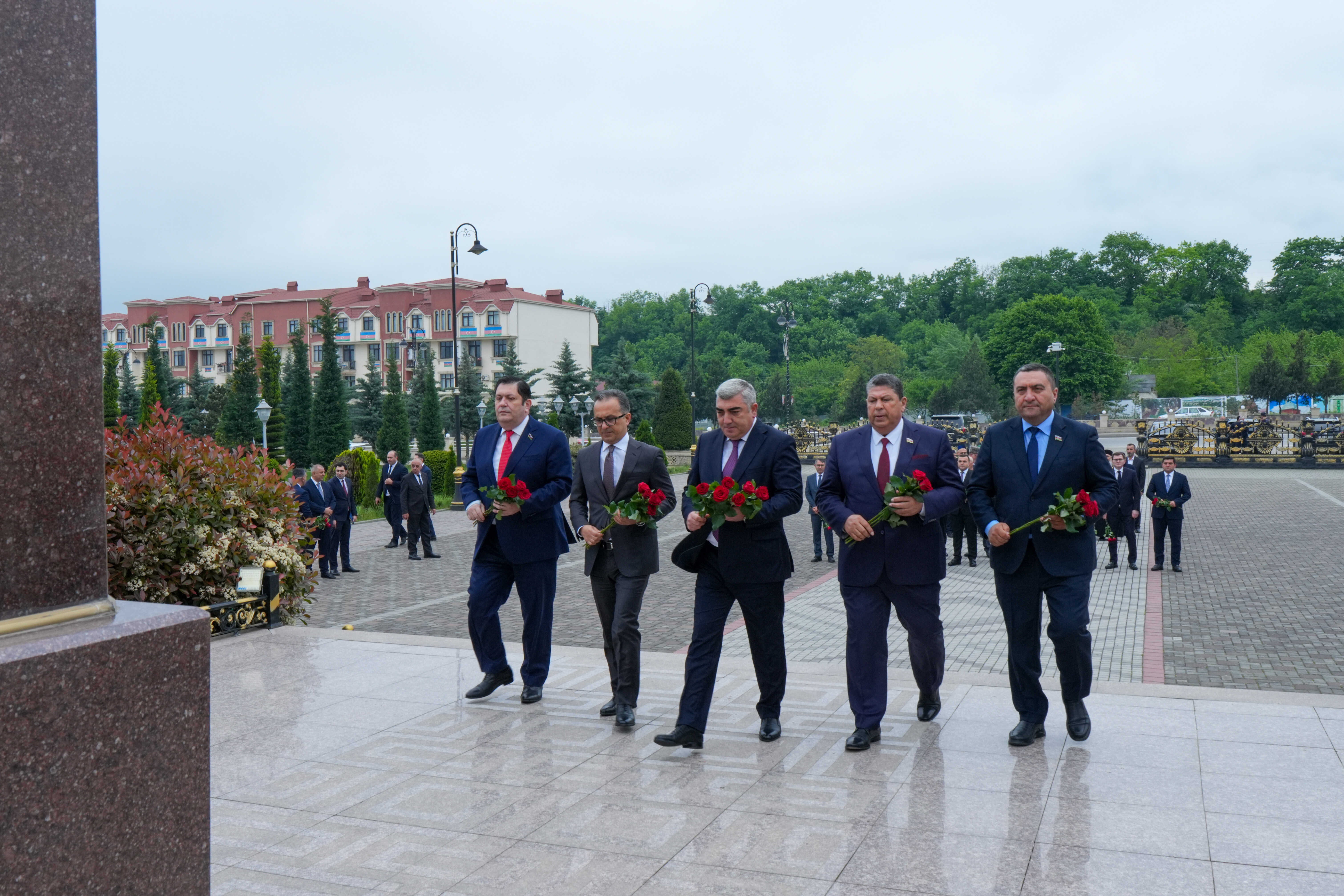 Qubada “Dini ekstremizmə qarşı mübarizə və müasir çağırışlar” mövzusunda regional konfrans keçirilir - Image 2