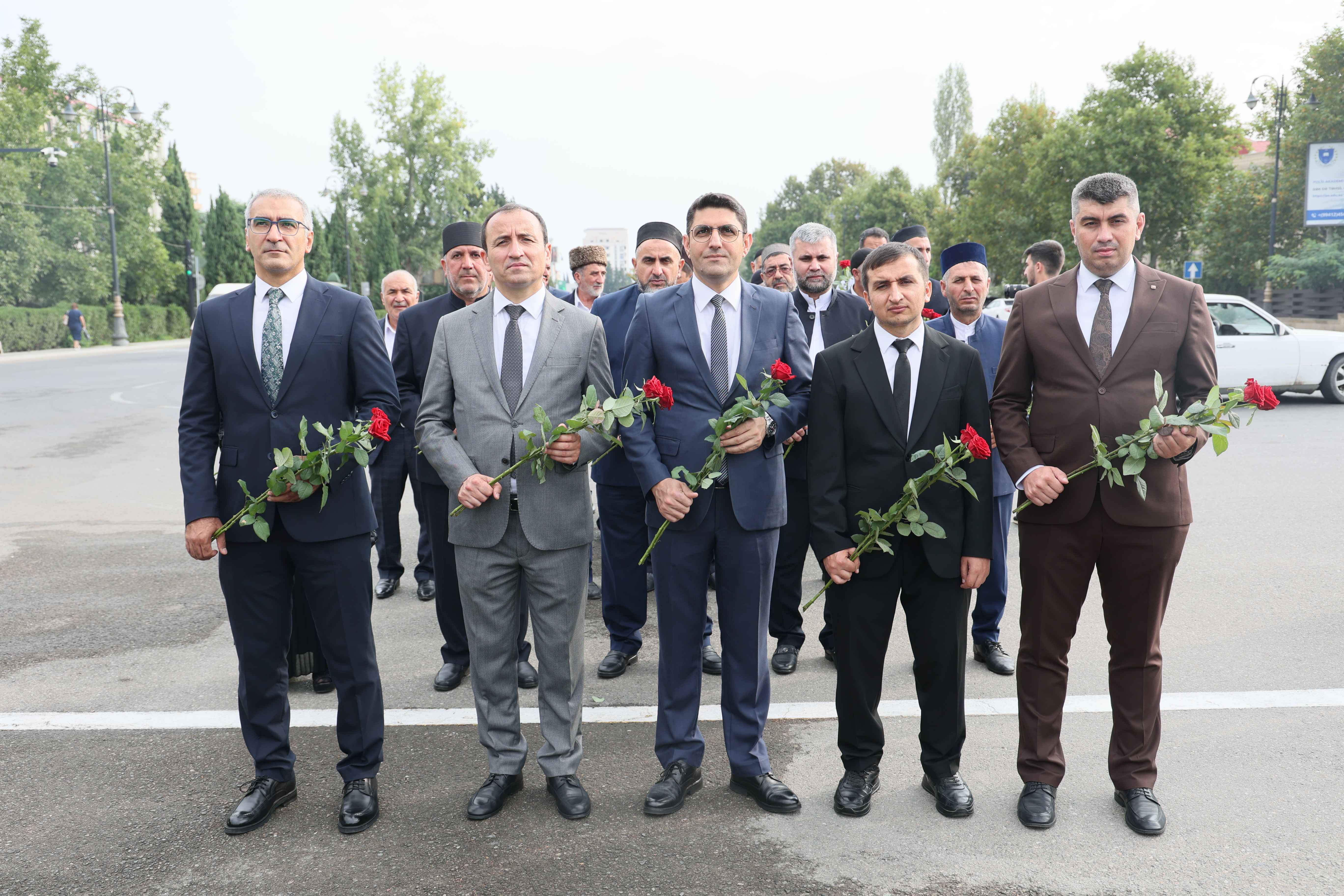 Şəmkirdə “Gənclər arasında dini maarifçilik: ənənəvi dəyərlər və rəqəmsal platformalar” mövzusunda regional konfrans keçirilir - Image 5