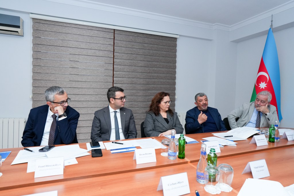 Mənəvi Dəyərlərin Təbliği Fondunun Himayəçilik Şurasının iclası keçirilib - Image 6
