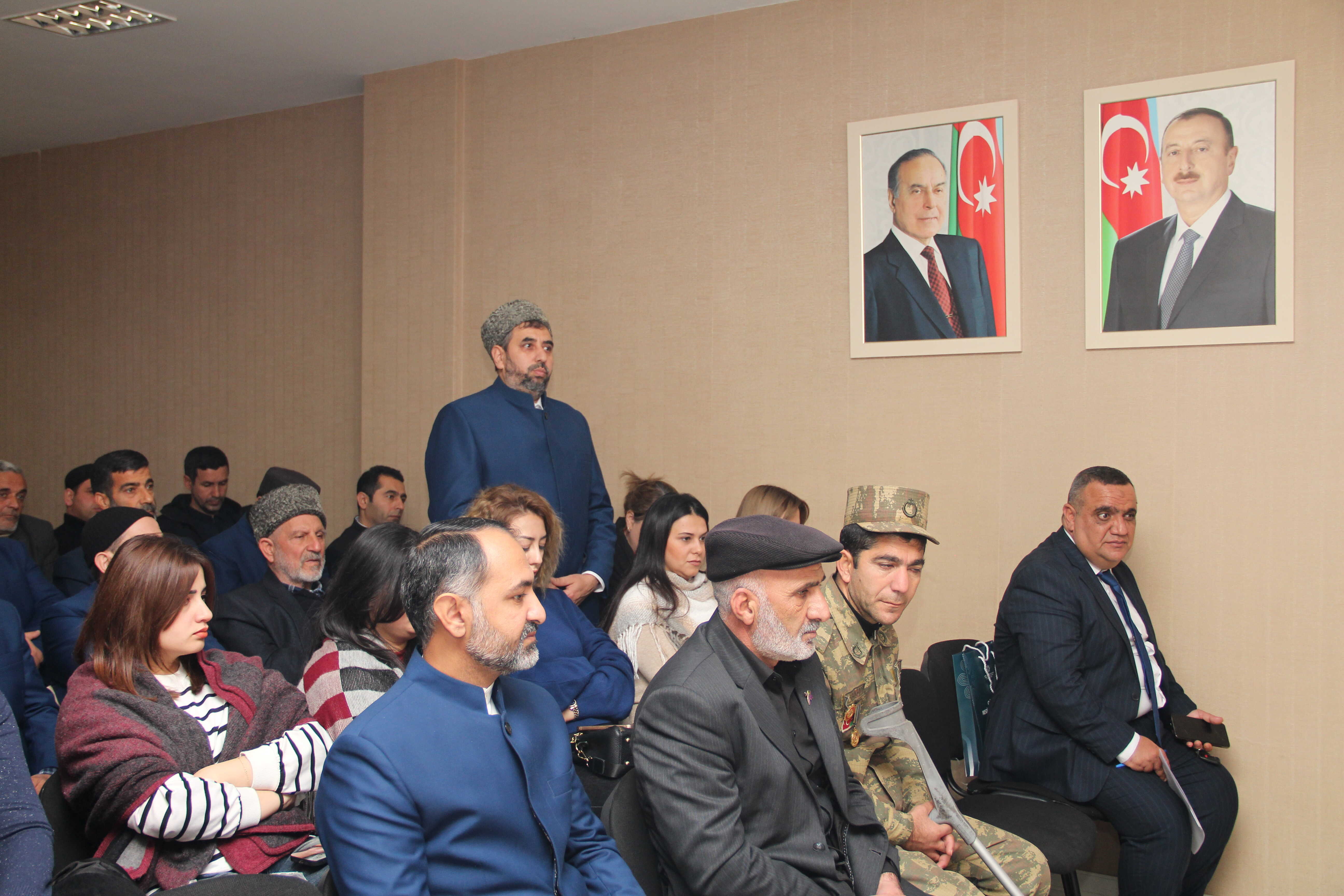 Ucar rayonunda “Vətənpərvərlik və milli–mənəvi dəyərlər” mövzusunda konfrans keçirilib - Image 15