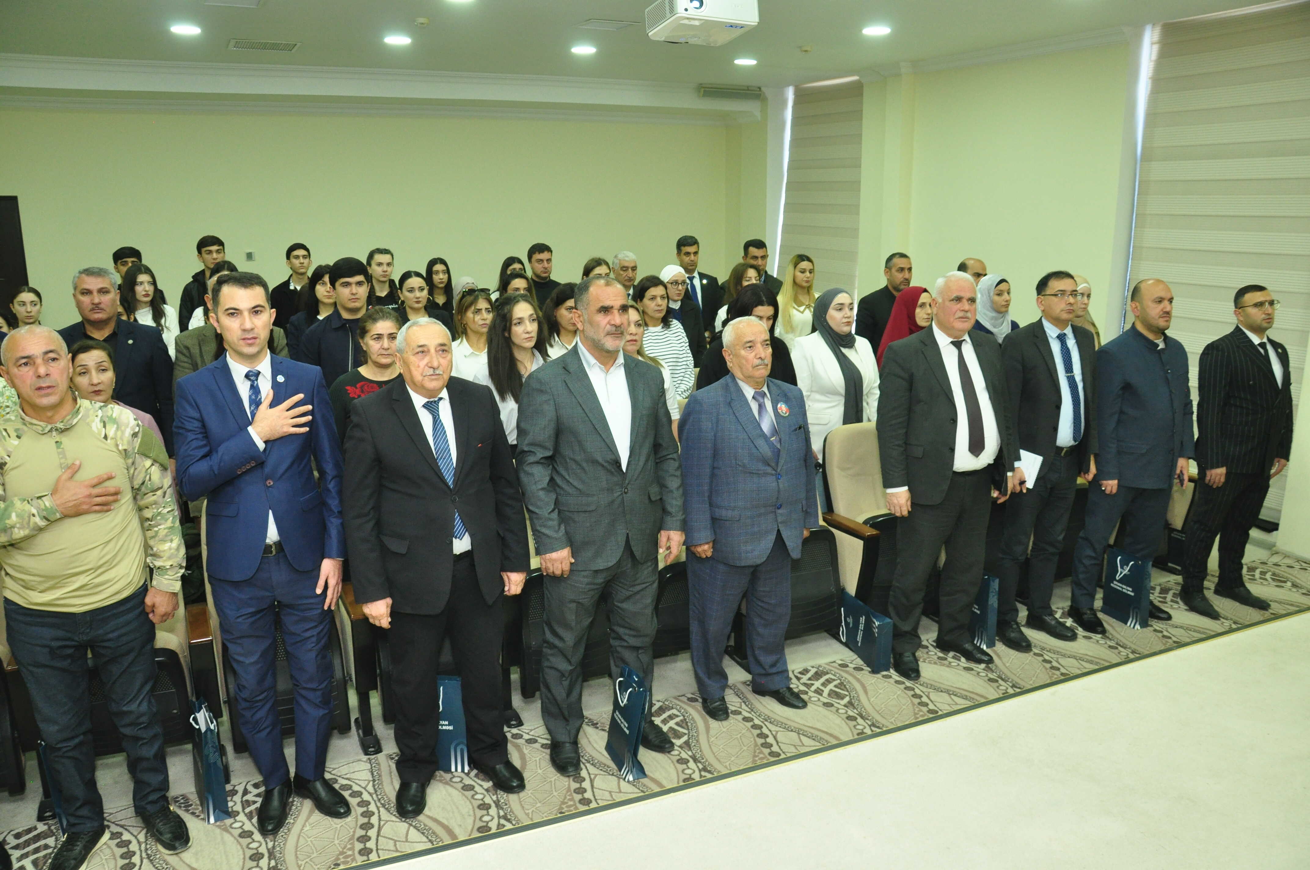 Şirvan şəhərində “Şanlı Zəfər – tariximiz, qürurumuz” mövzusunda konfrans keçirilib - Image 2