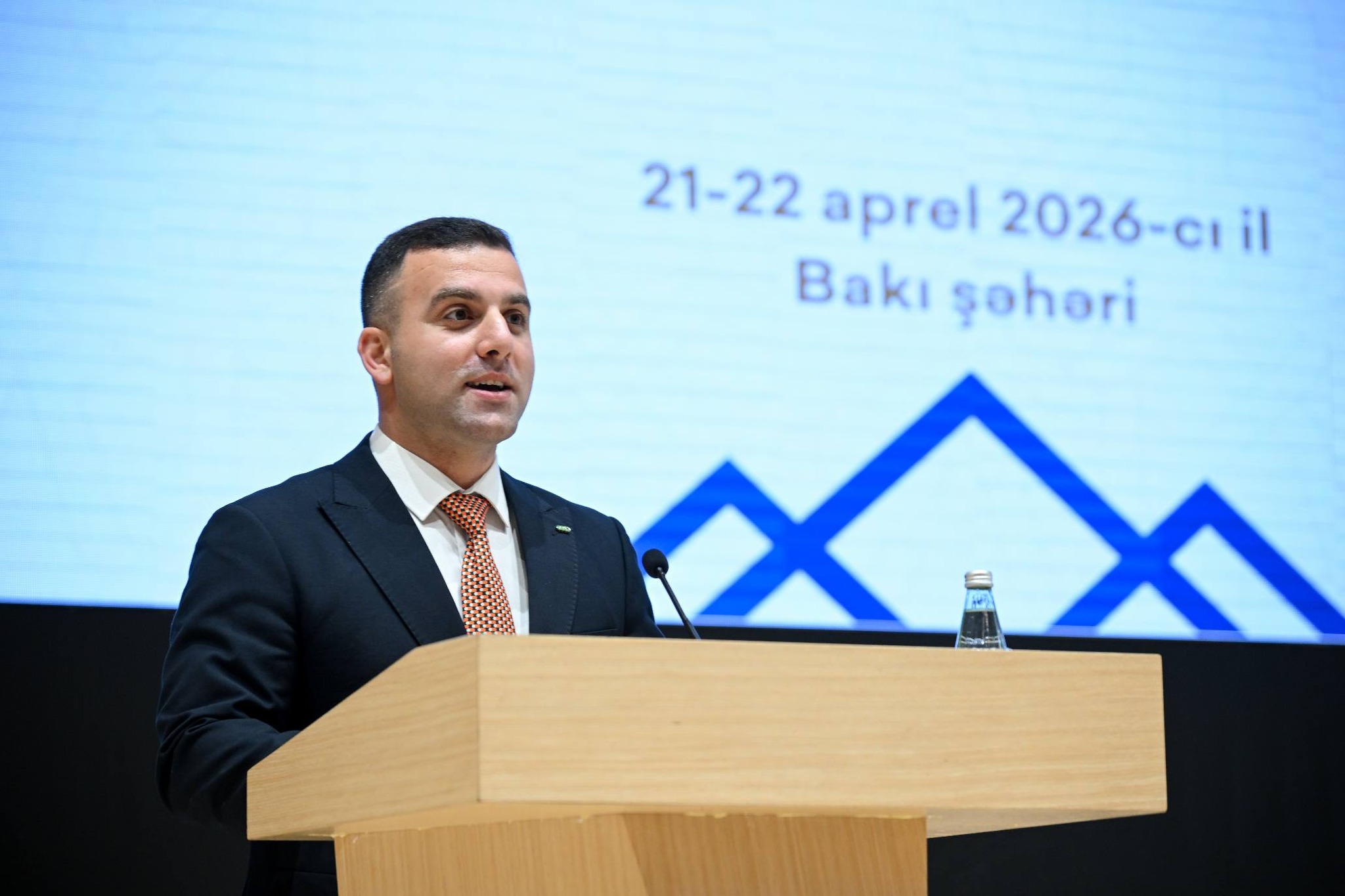 “Dini maarifləndirmə və gənclərlə iş” mövzusunda təlim başa çatıb - Image 11