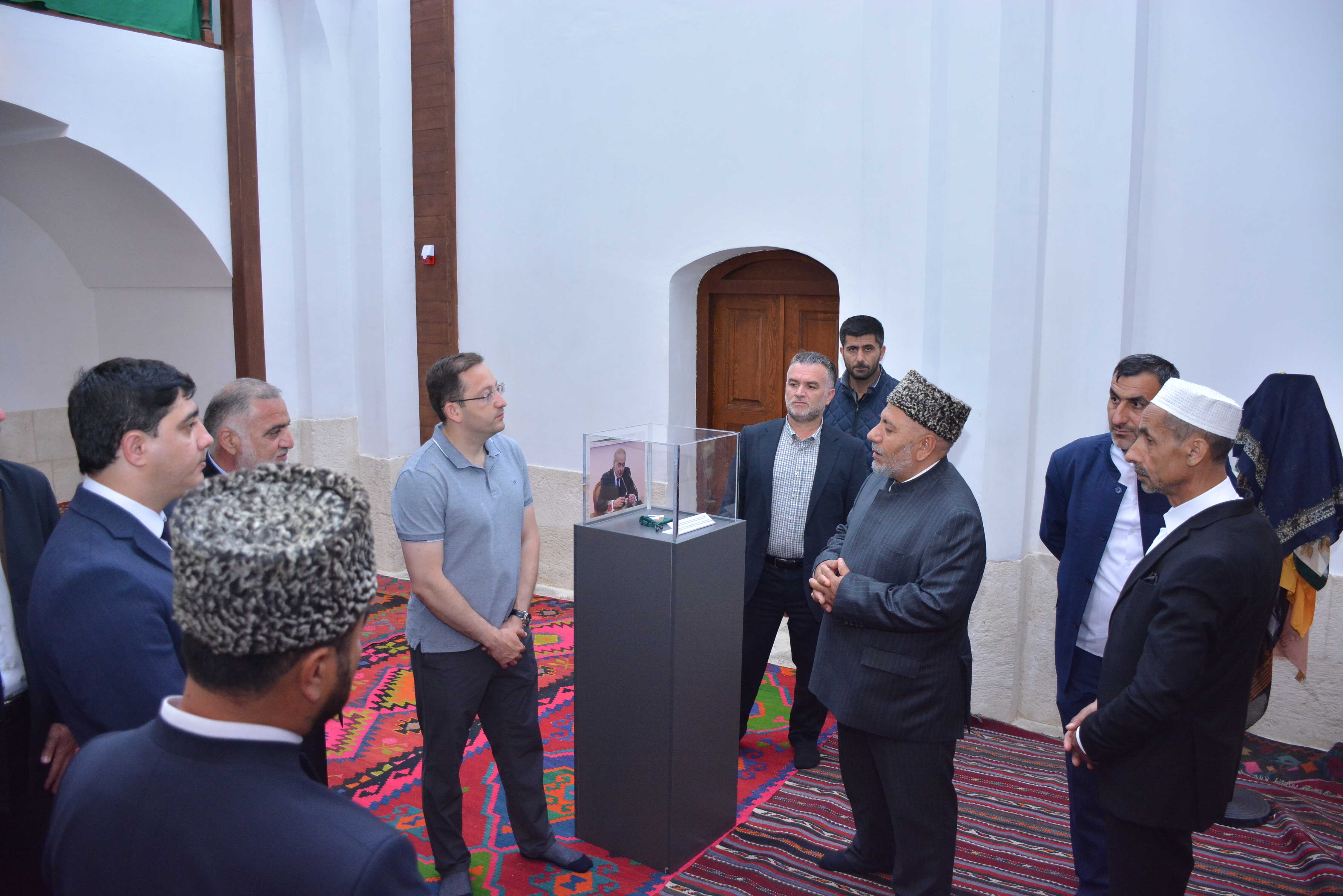 Din xadimləri Qarabağ və Şərqi Zəngəzurdakı tarixi-dini abidələri ziyarət ediblər - Image 16