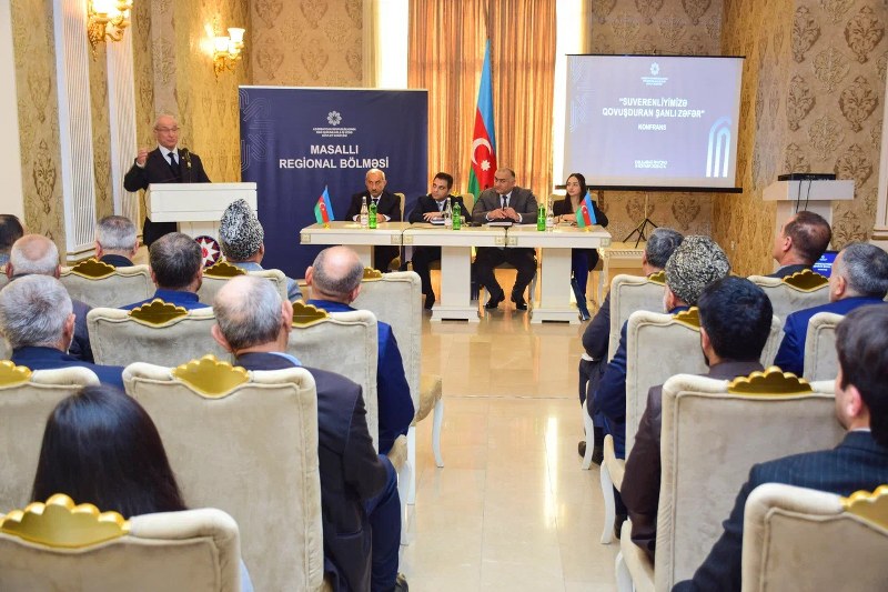 Cəlilabadda “Suverenliyimizə Qovuşduran Şanlı Zəfər” mövzusunda konfrans keçirilib - Image 6