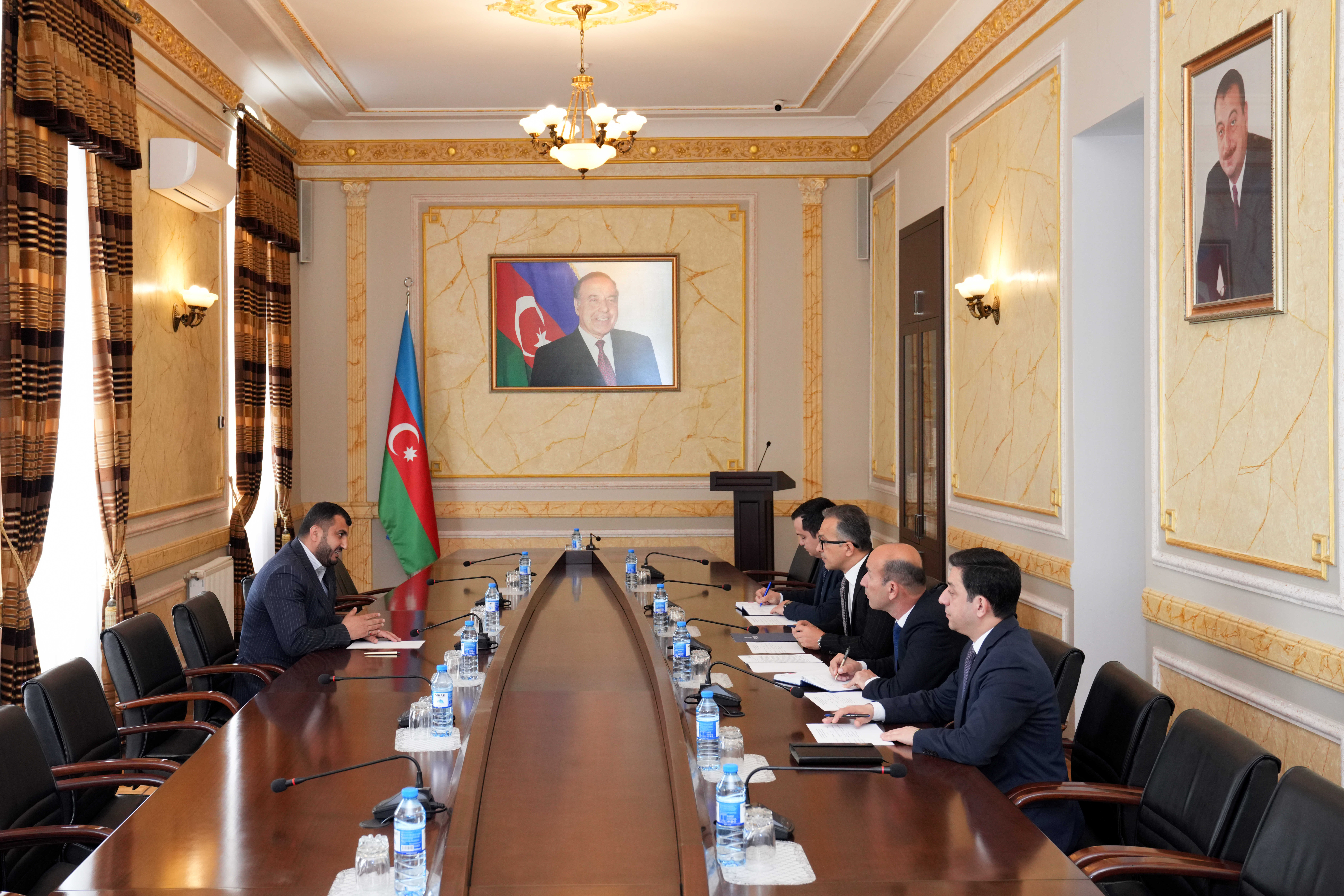 Dövlət Komitəsinin sədri Bakı şəhərində vətəndaşları qəbul edib