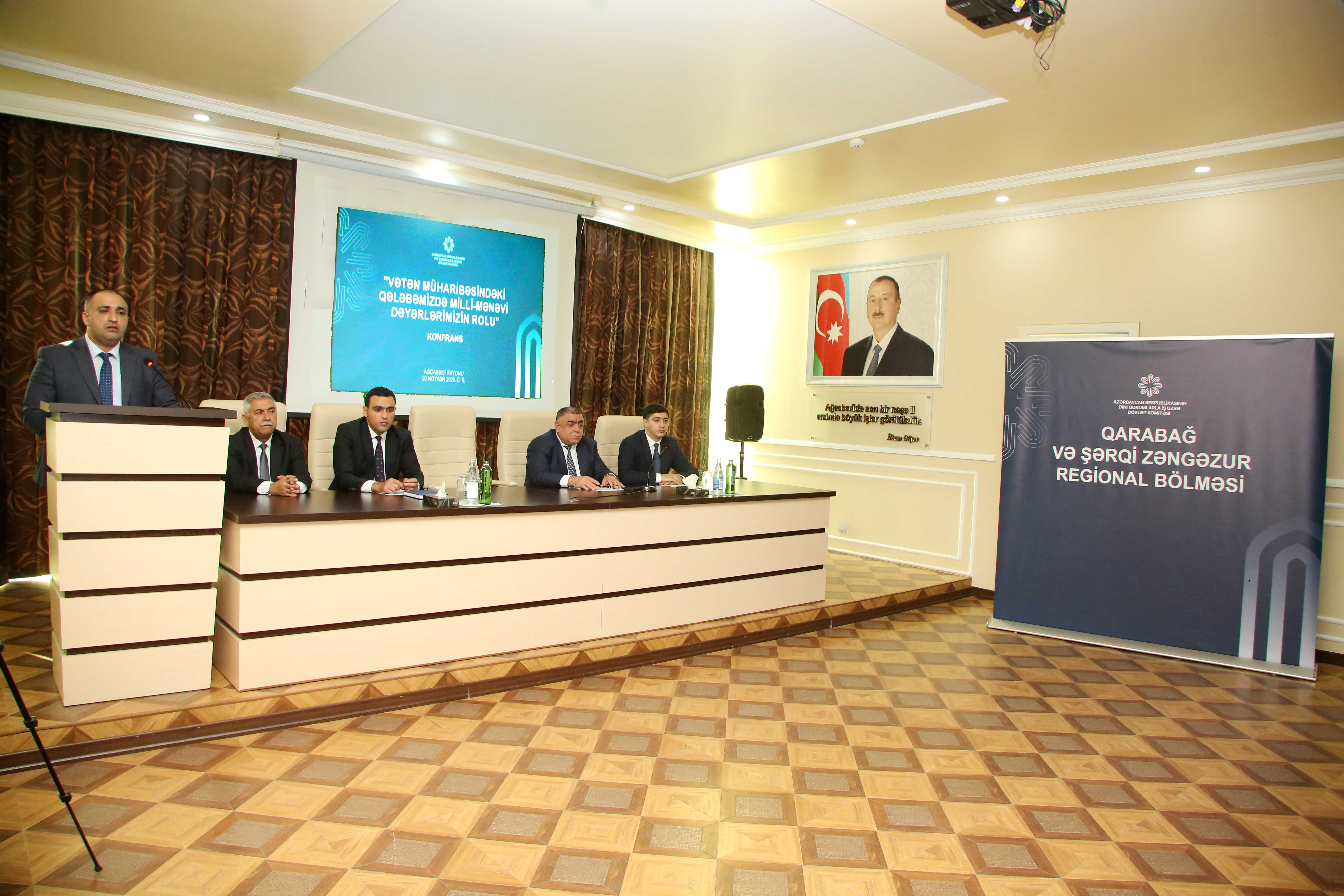 Ağcabədi rayonunda “Vətən müharibəsindəki qələbəmizdə milli-mənəvi dəyərlərimizin rolu” mövzusunda konfrans keçirilib - Image 2
