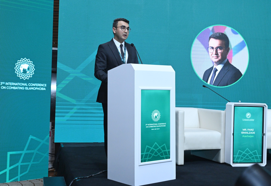 Bakıda “İslamofobiya: Qərəzin ifşa olunması və stiqmaların dağıdılması” mövzusunda beynəlxalq konfrans keçirilir - Image 9