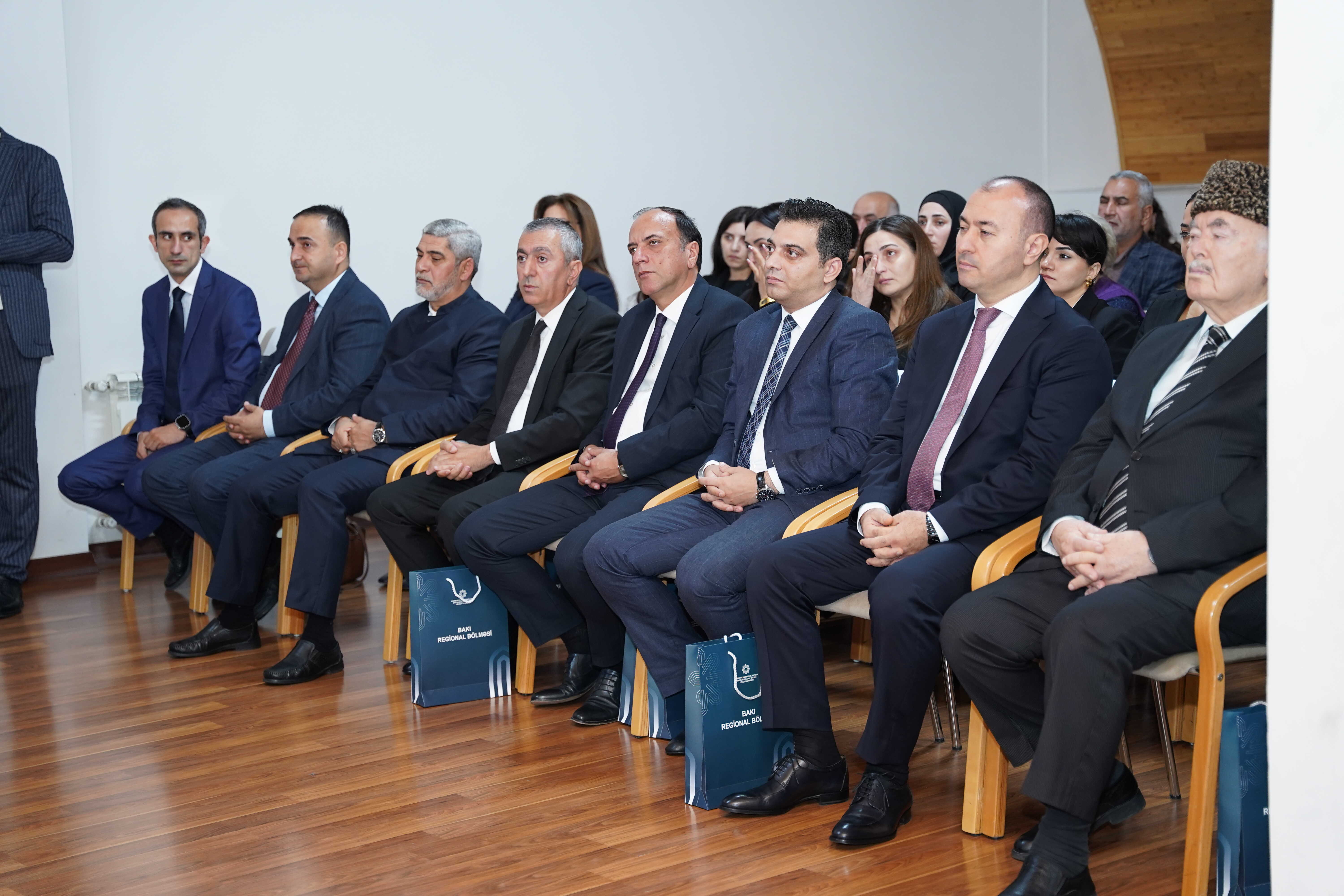 Binəqədidə “Zəfərin Qəhrəmanları: Şəhidlər və Qazilər” mövzusunda tədbir təşkil olunub - Image 6