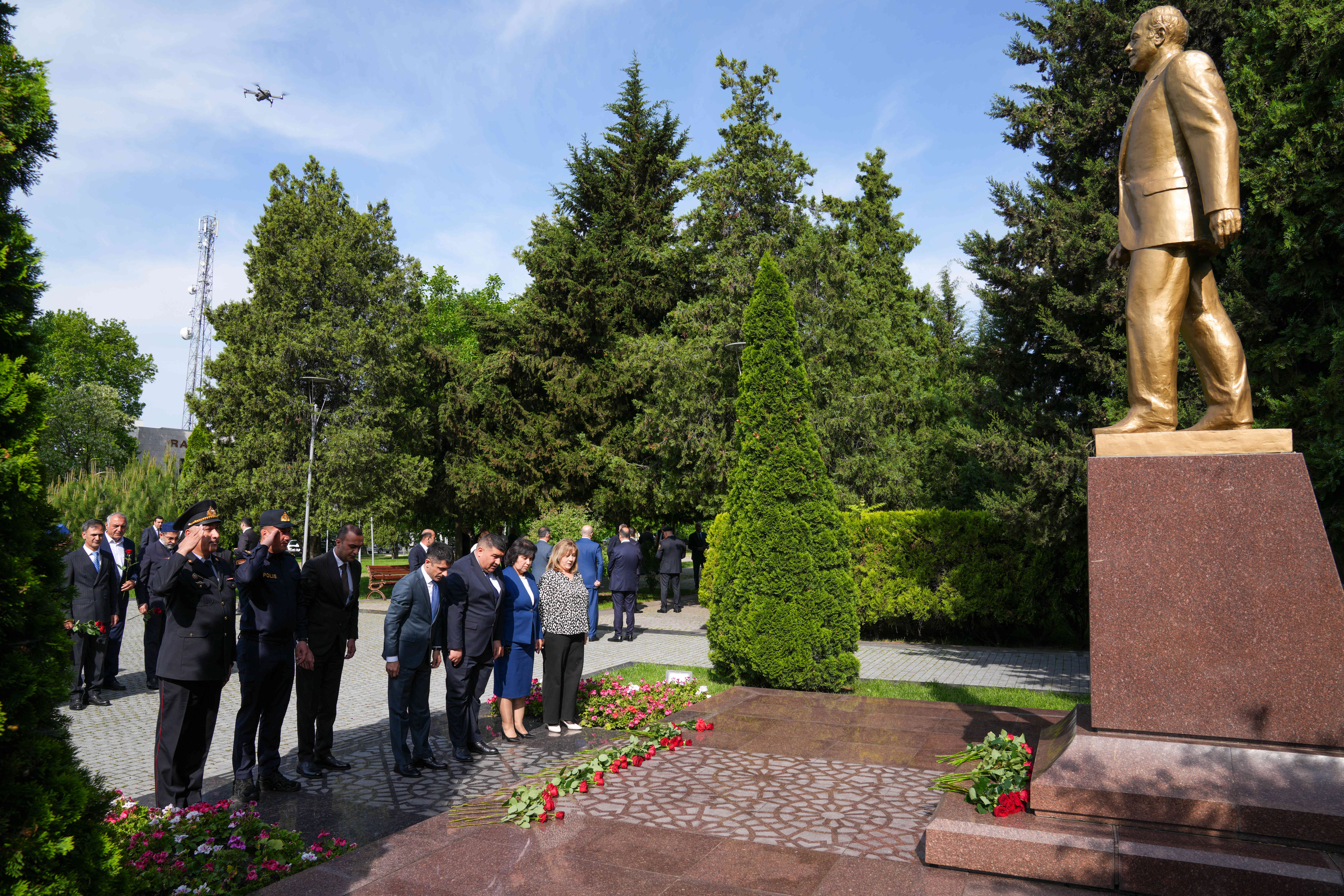 Qəbələdə “Heydər Əliyev və milli-mənəvi dəyərlərə qayıdış” mövzusunda regional konfrans keçirilir - Image 21