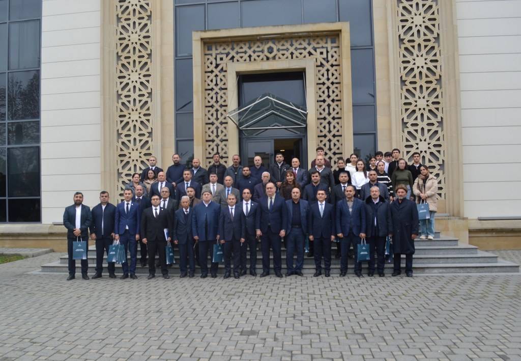 Biləsuvarda “Həmrəyliyin möhkəmləndirilməsində dini tolerantlığın əhəmiyyəti” mövzusunda konfrans keçirilib - Image 9