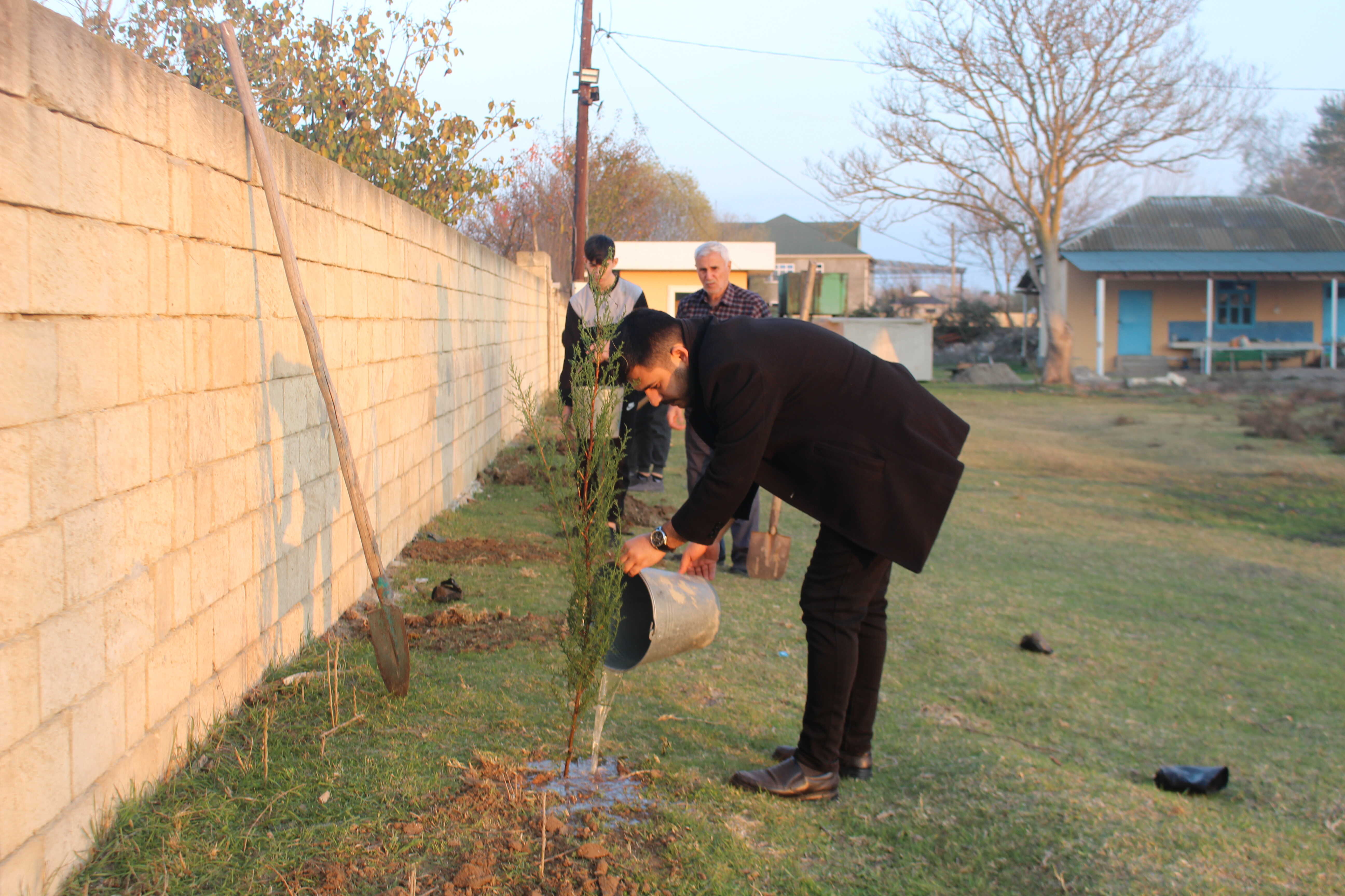 “Yaşıl gələcək naminə” aksiyası davam etdirilir - Image 25
