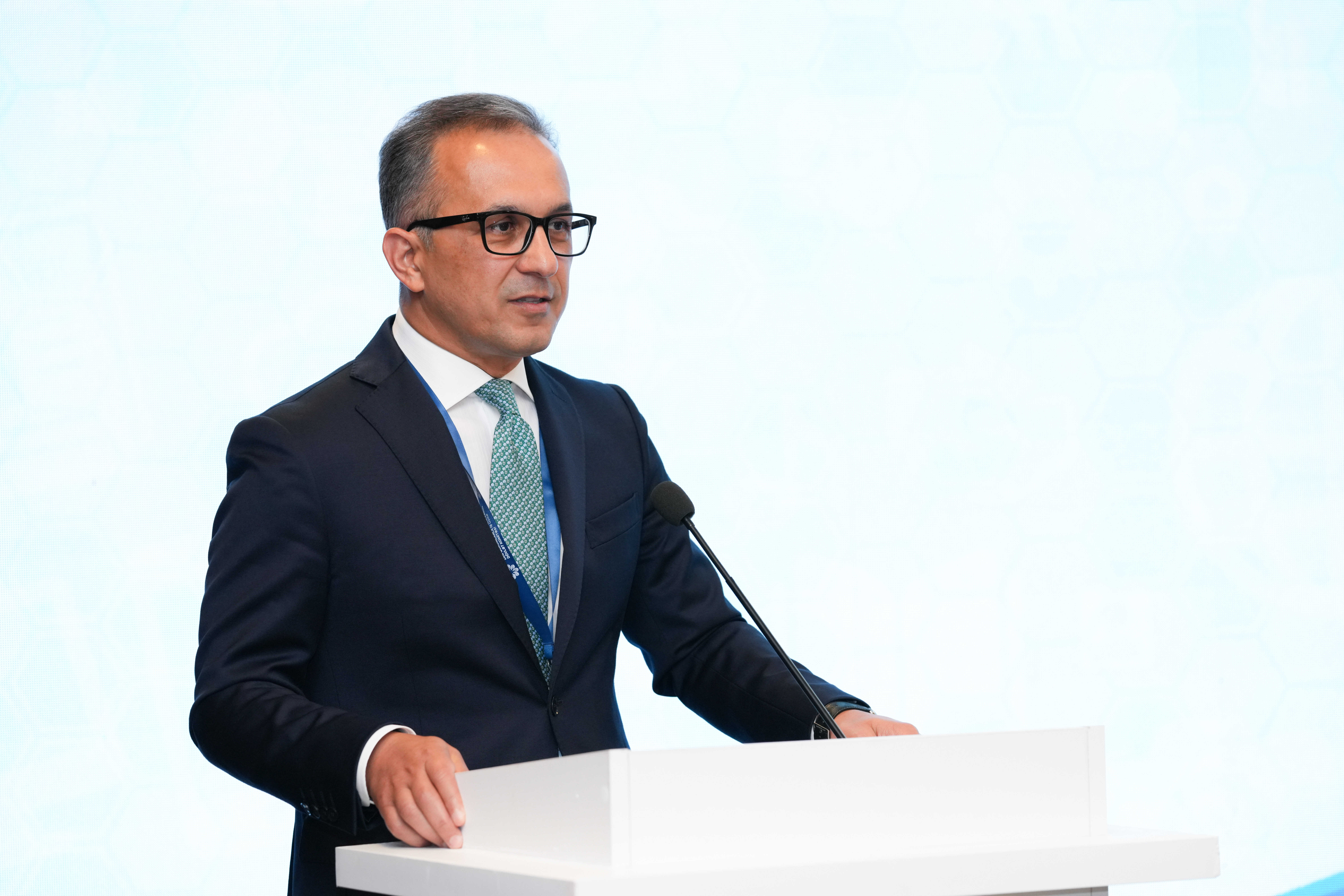 Qusarda “Dini mövzuların mediada təqdimatı: dini sabitliyin qorunmasında birgə məsuliyyət” mövzusunda konfrans keçirilir - Image 17