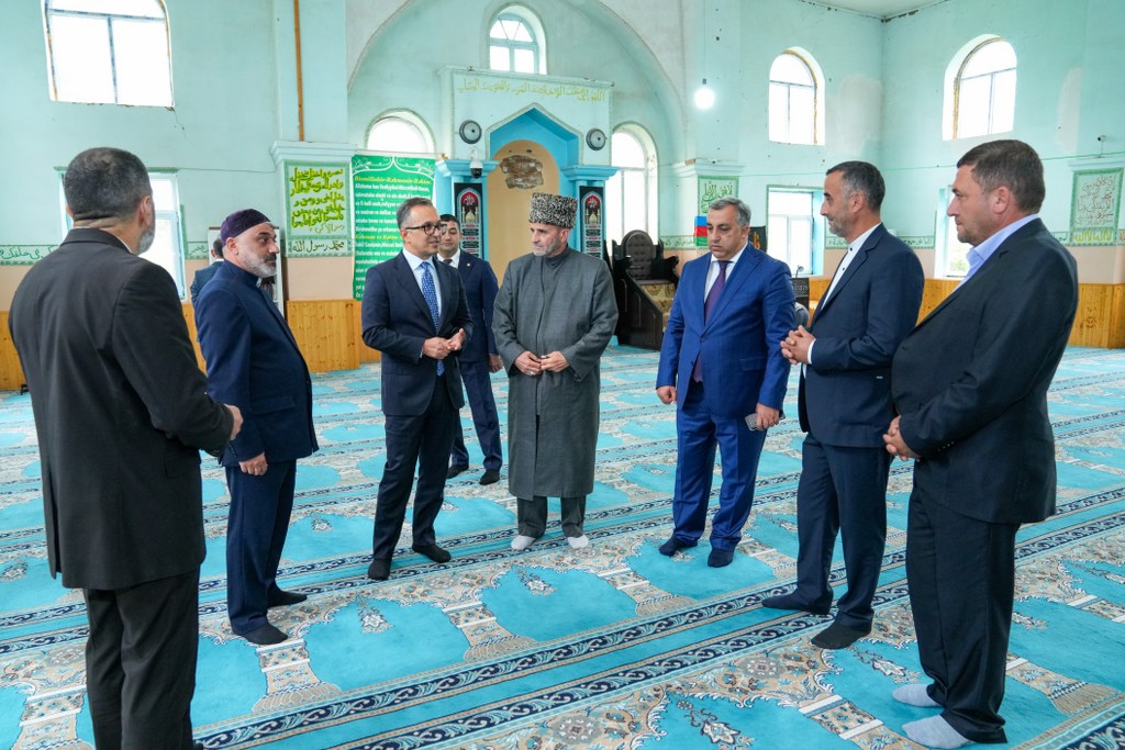 Dövlət Komitəsinin sədri Şabran rayonunda məscidlərin fəaliyyəti ilə tanış olub - Image 13