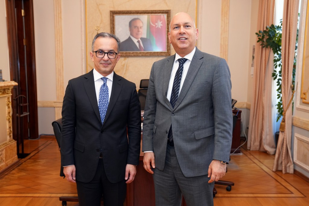 Dövlət Komitəsində Misir Ərəb Respublikasının ölkəmizdəki səfiri ilə görüş keçirilib - Image 1