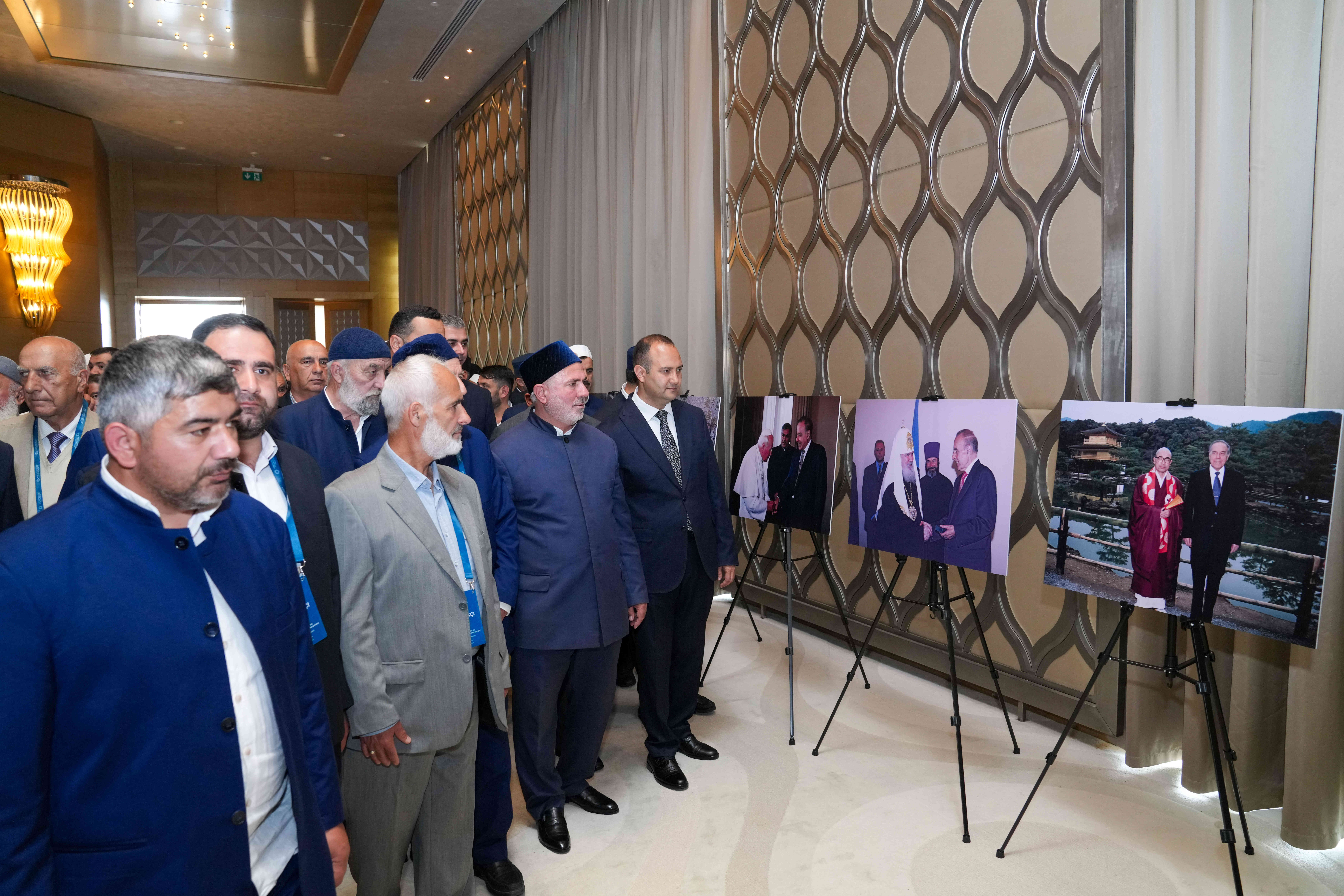 Qəbələdə “Heydər Əliyev və milli-mənəvi dəyərlərə qayıdış” mövzusunda regional konfrans keçirilir - Image 16