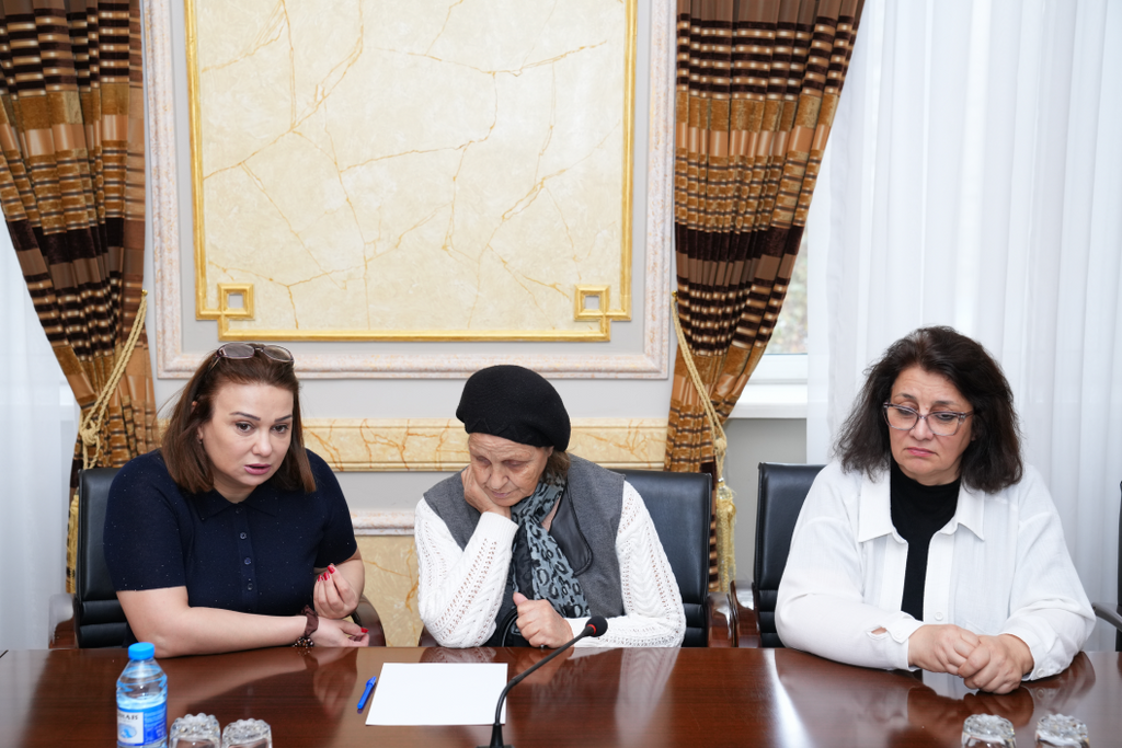 Dövlət Komitəsinin sədri Bakı şəhərində vətəndaşları qəbul edib - Image 5