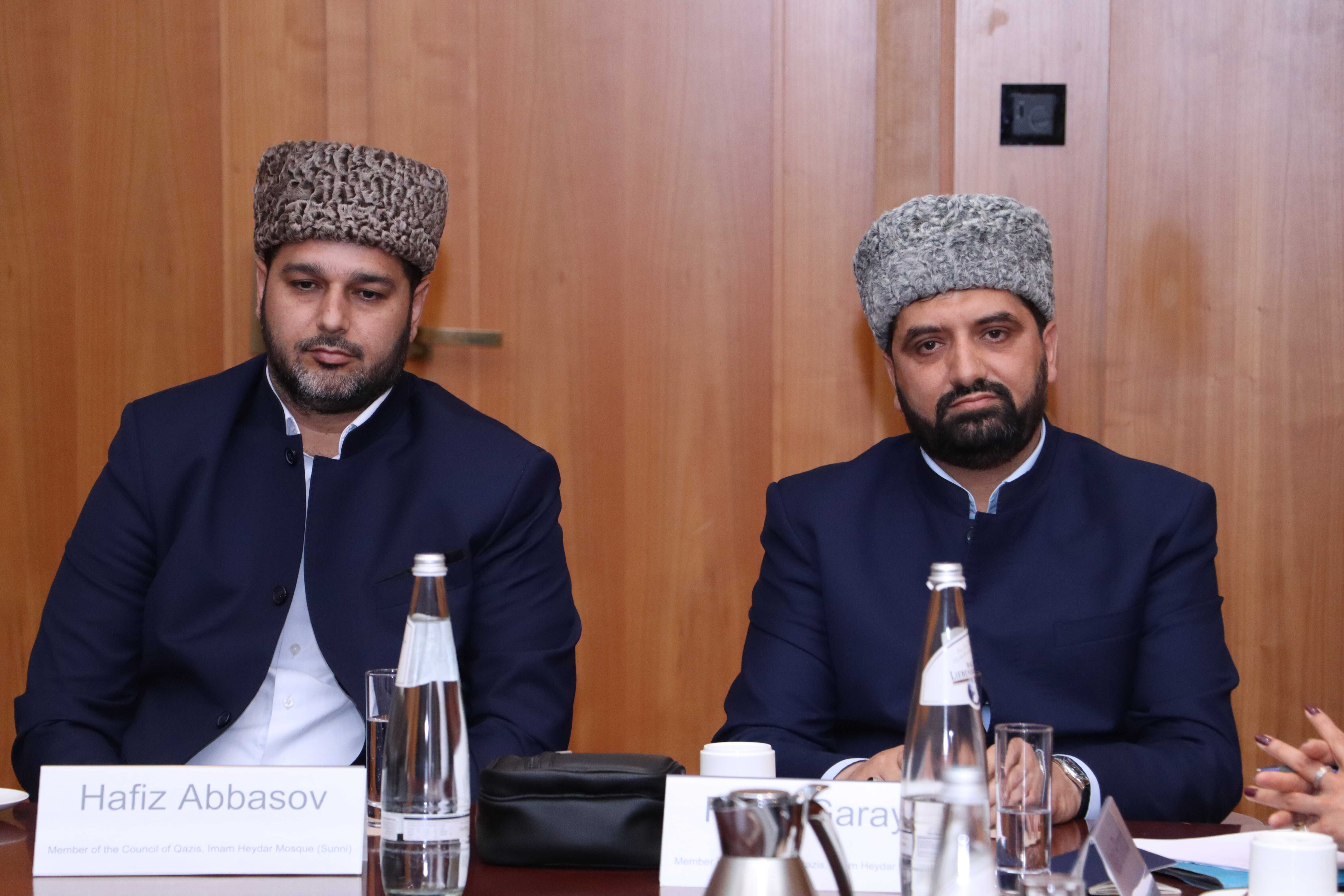 Komitə sədri Almaniya Federal Hökumətinin Dini Azadlıq üzrə Komissarı ilə görüşüb - Image 3