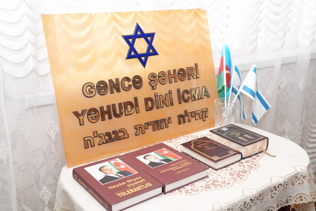 Komitə sədri Gəncədə din xadimləri ilə görüşüb - Image 2