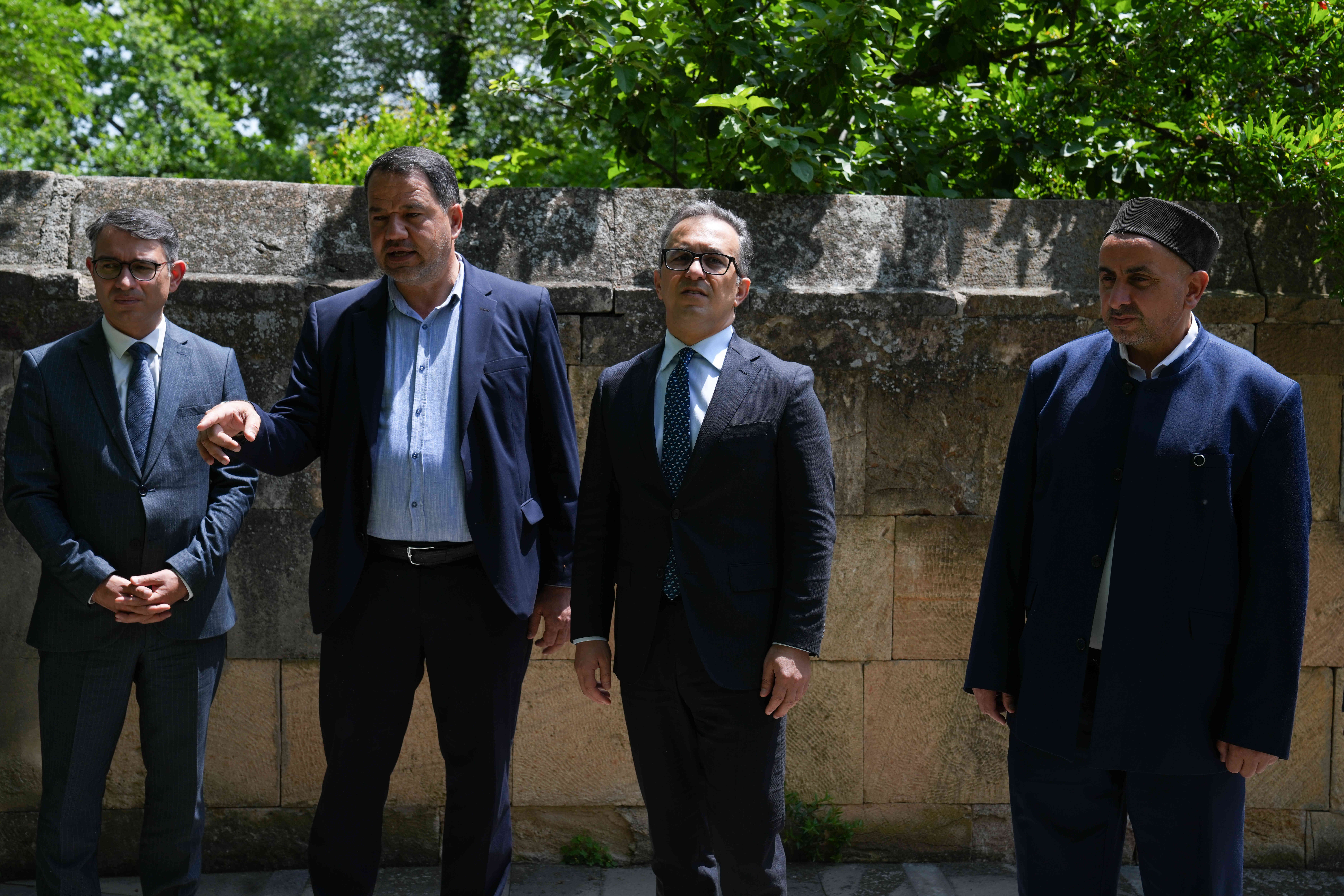 Komitə sədri Qazaxda yerləşən dini ibadətgahların fəaliyyəti ilə tanış olub - Image 3