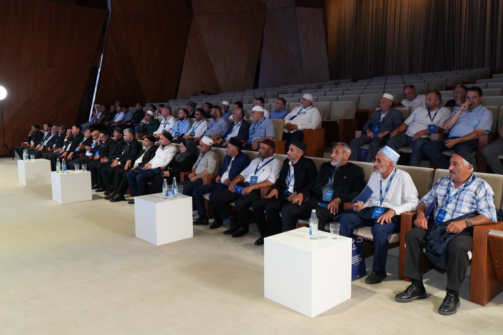 Şəmkirdə din xadimləri üçün “Rəqəmsal dünyada din xadimi” mövzusunda təlim keçirilib - Image 2