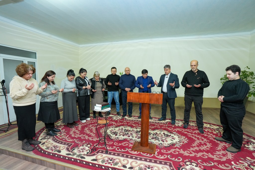 Bakı şəhərində yerləşən kilsə və sinaqoqlarda Xocalı faciəsi qurbanlarının xatirəsi anılıb - Image 10