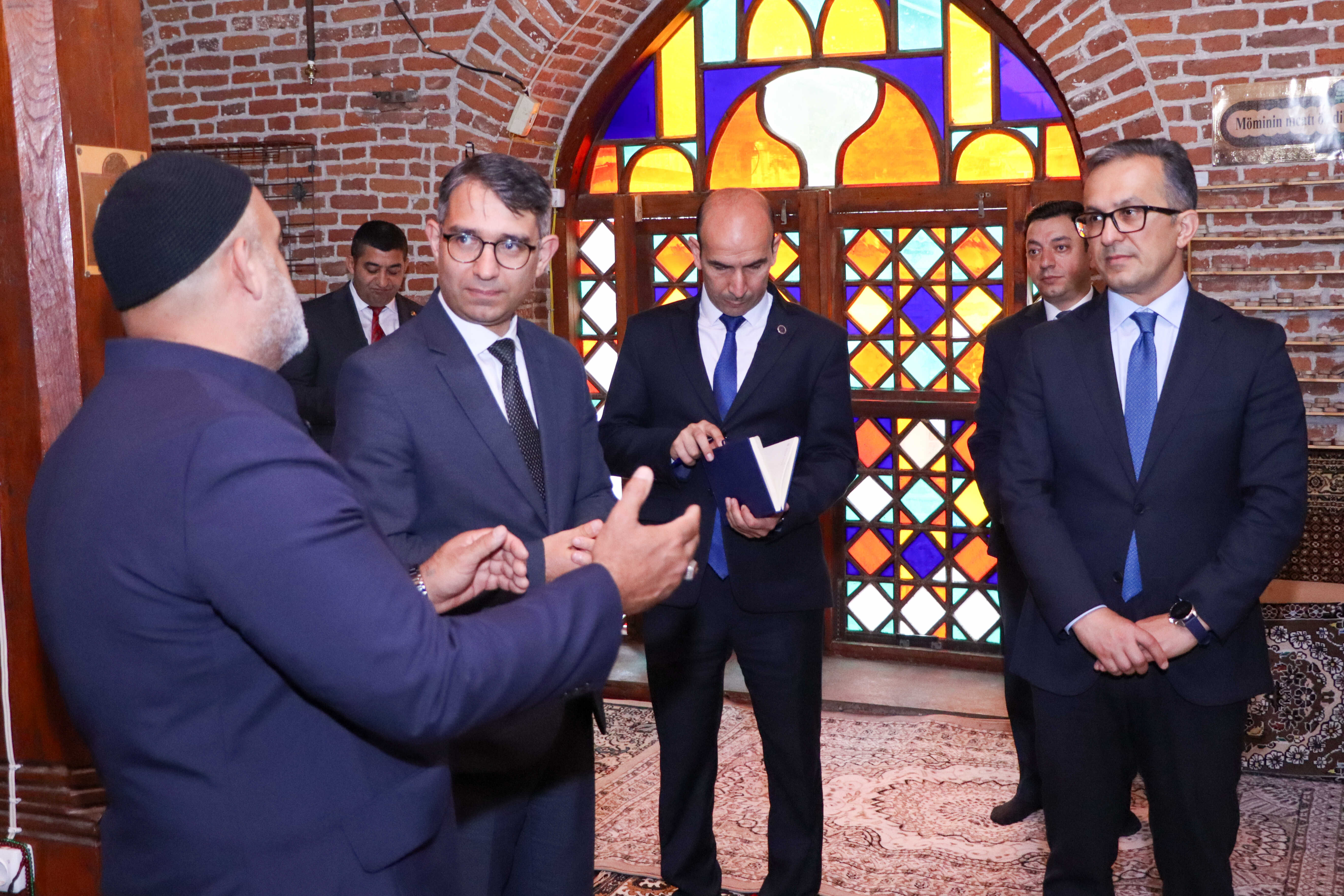 Komitə sədri Astarada yerləşən dini ibadətgahların fəaliyyəti ilə tanış olub - Image 9