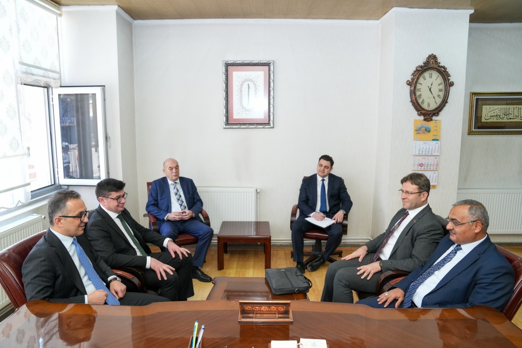 Dövlət Komitəsi sədri İğdır müftisi ilə görüşüb - Image 3