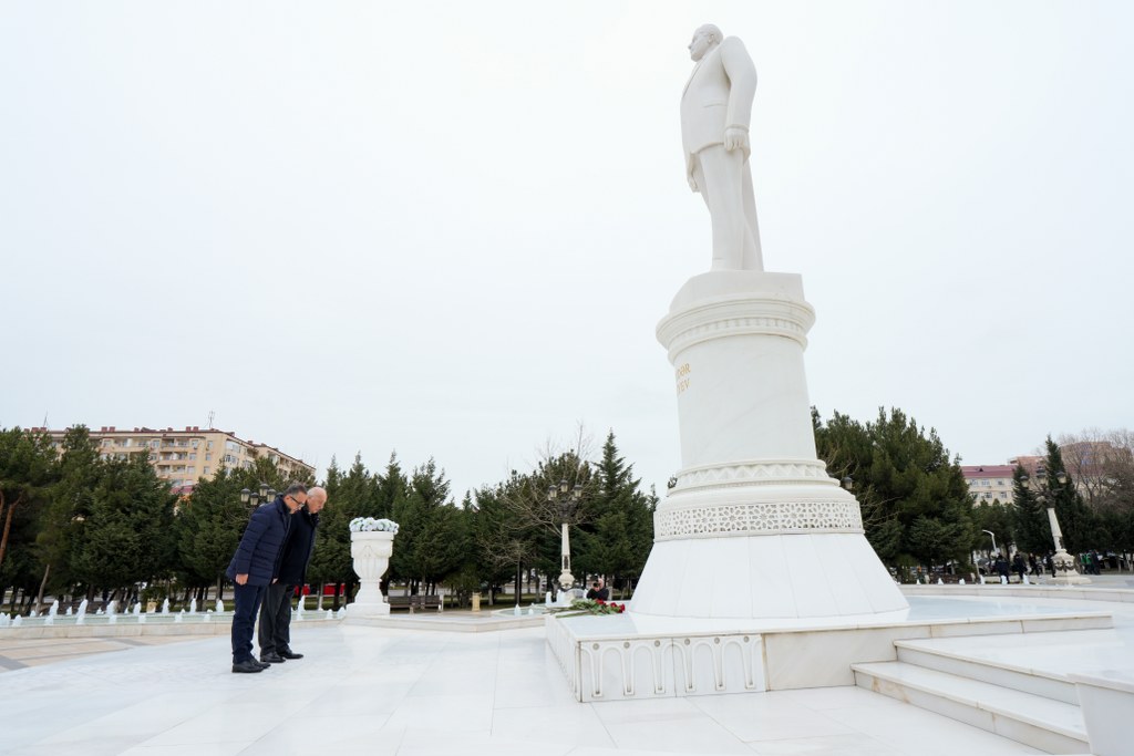 Dövlət Komitəsinin sədri Sumqayıtda vətəndaşları qəbul edib - Image 2