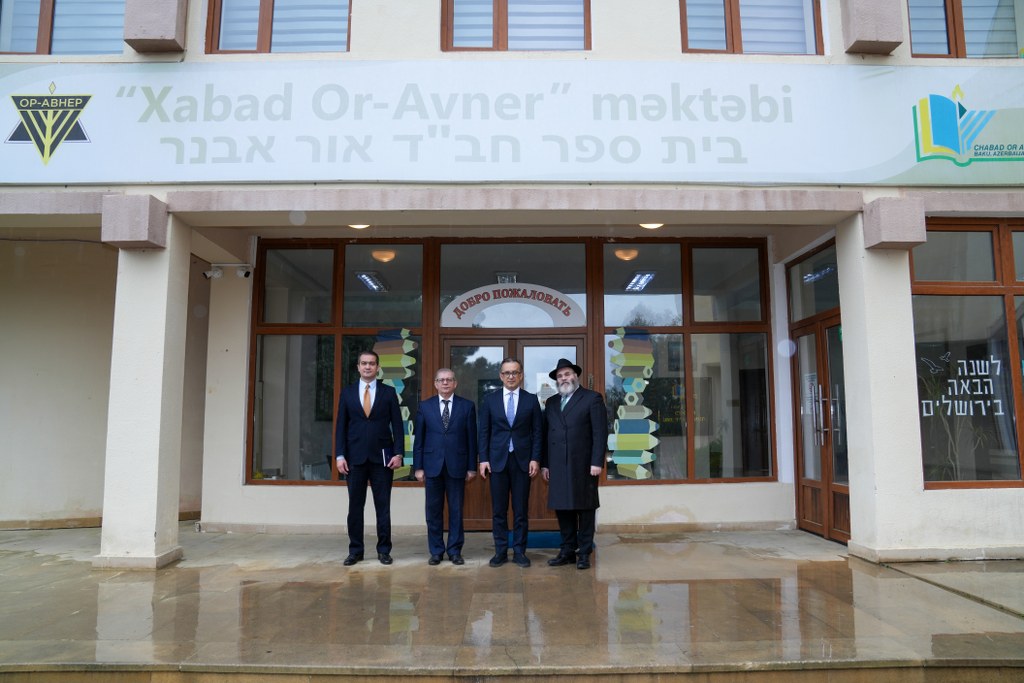 Komitə sədri “Xabad-Or-Avner” Təhsil Mərkəzində olub - Image 11