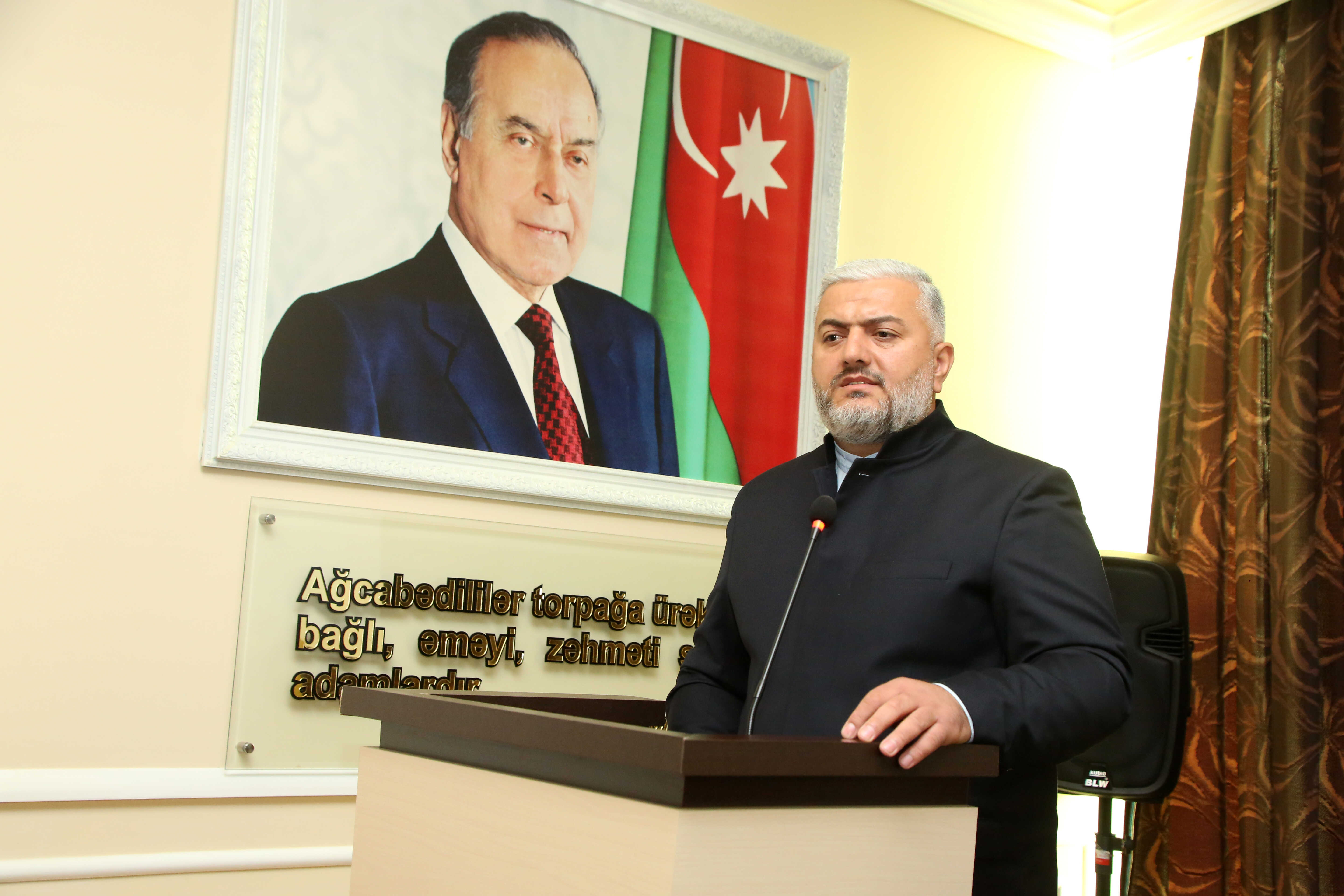 Ağcabədi rayonunda “Vətən müharibəsindəki qələbəmizdə milli-mənəvi dəyərlərimizin rolu” mövzusunda konfrans keçirilib - Image 8