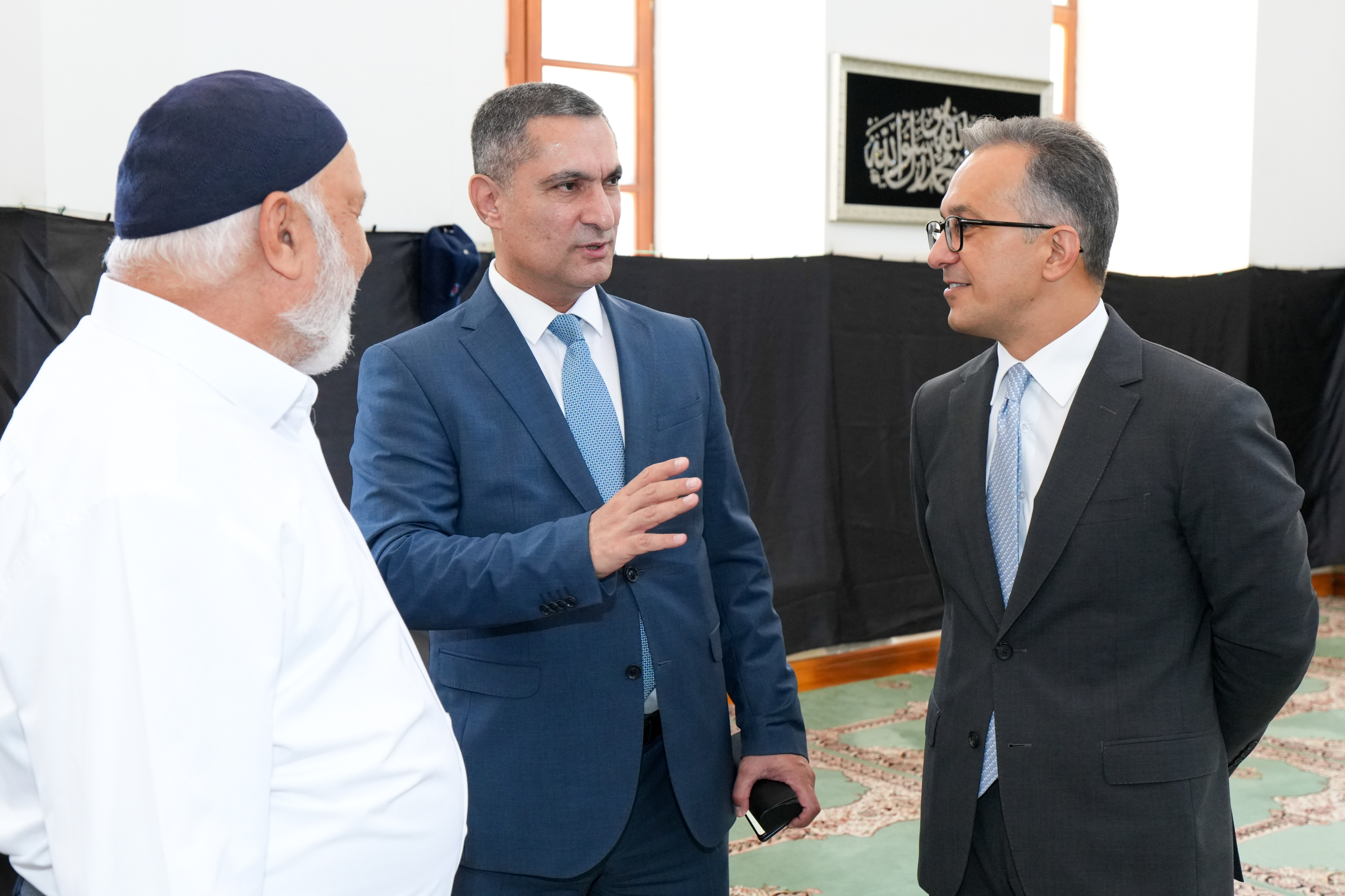 Komitə sədri Xəzər rayonundakı "Pir Həsən" ziyarətgahını və Buzovna “Cümə” məscidini ziyarət edib - Image 18