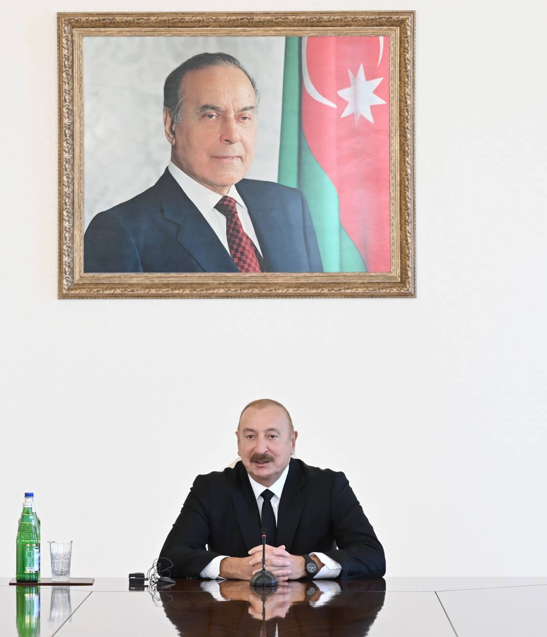 Prezident İlham Əliyev Bakıda keçirilən beynəlxalq konfransların iştirakçılarını qəbul edib - Image 3