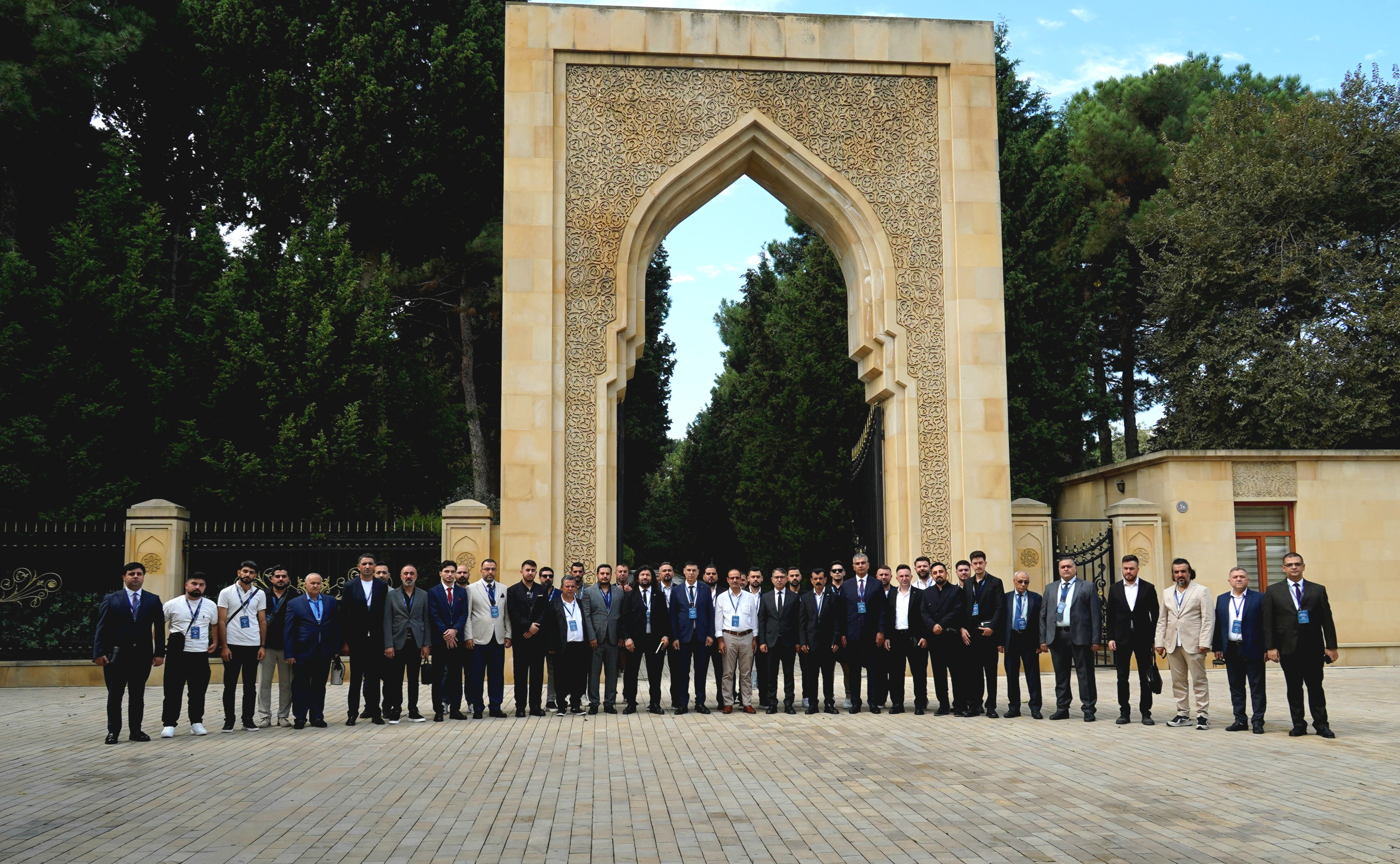 Ölkəmizdə səfərdə olan din xadimləri Fəxri xiyaban, Şəhidlər xiyabanı və “Türk şəhidliyi” abidəsini ziyarət ediblər