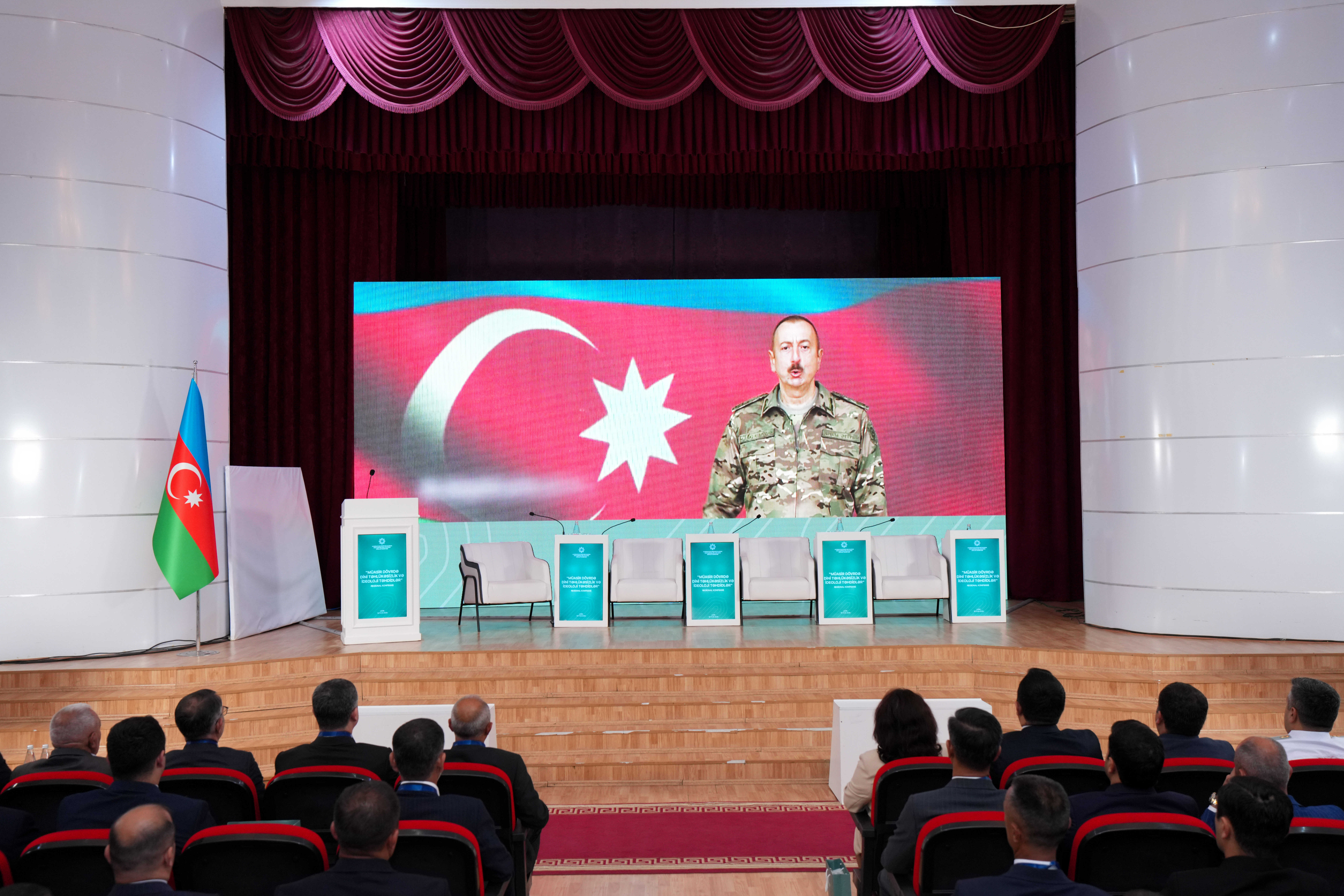 Lerikdə “Müasir dövrdə dini təhlükəsizlik və ideoloji təhdidlər” mövzusunda regional konfrans keçirilir - Image 11