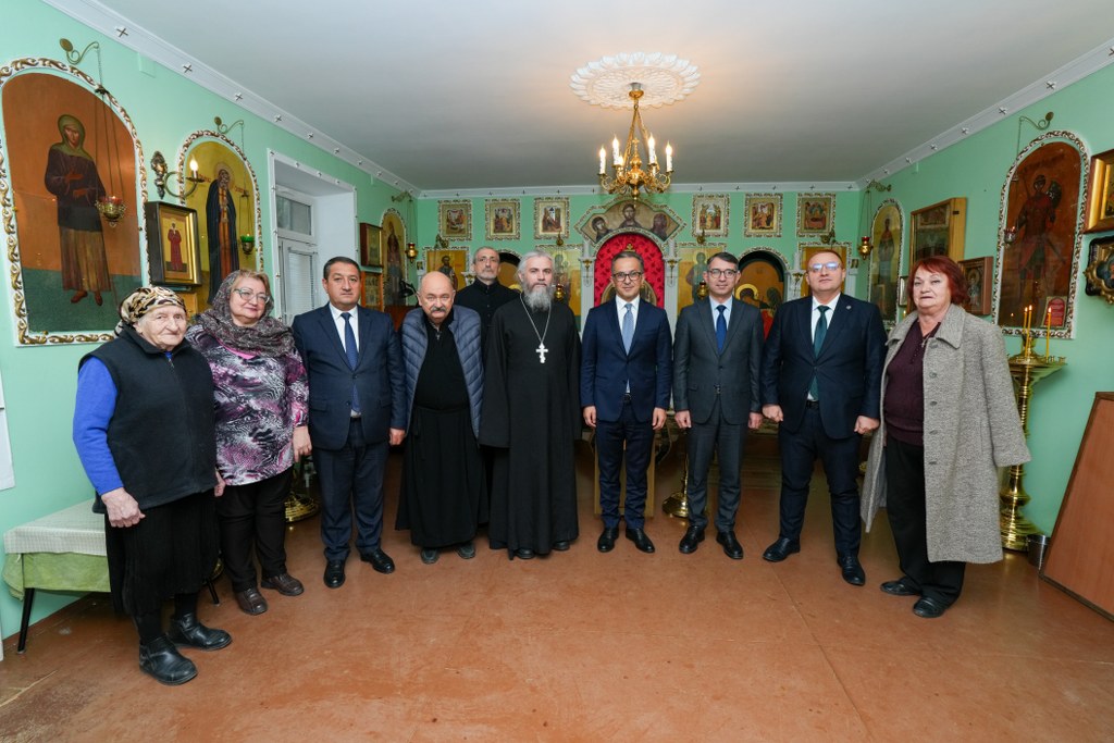 Dövlət Komitəsinin sədri Sumqayıtda dini ibadətgahları ziyarət edib - Image 10
