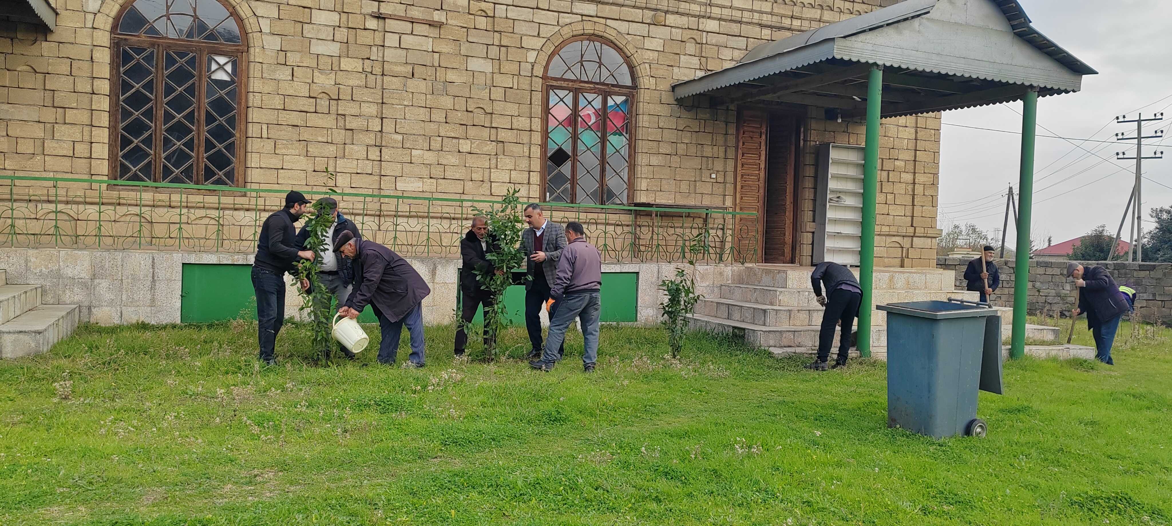 Mərkəzi Aran və Lənkəran-Astara bölgələrində “Yaşıl gələcək naminə” aksiyası keçirilib - Image 12