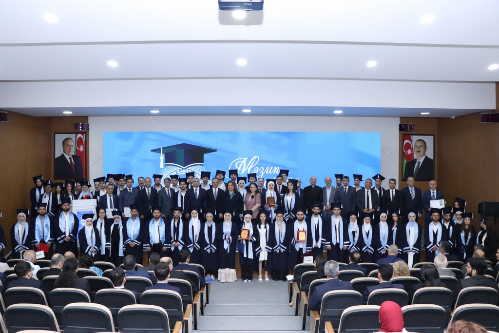 Azərbaycan İlahiyyat İnstitutunda Məzun günü keçirilib - Image 43