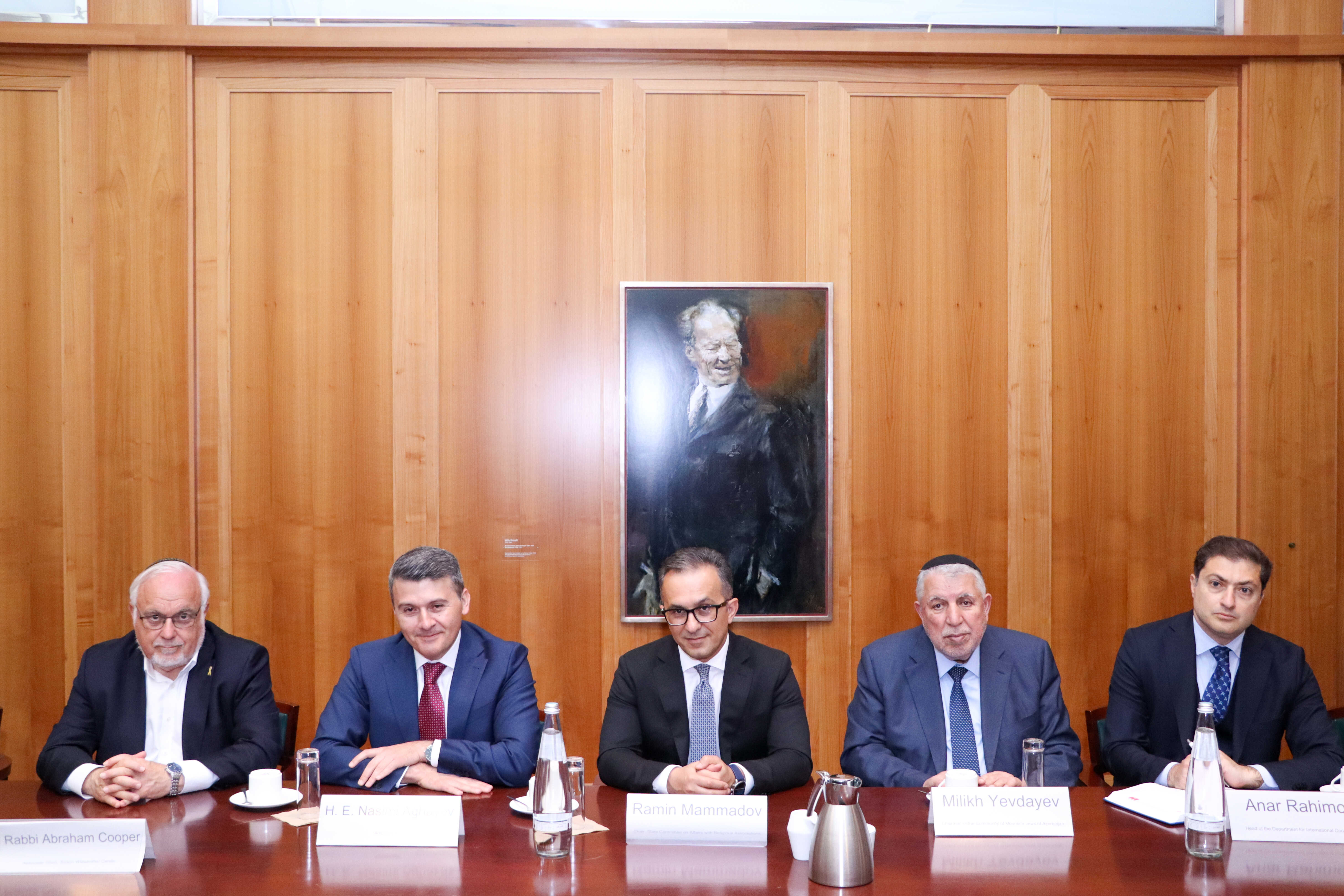 Komitə sədri Almaniya Federal Hökumətinin Dini Azadlıq üzrə Komissarı ilə görüşüb - Image 13