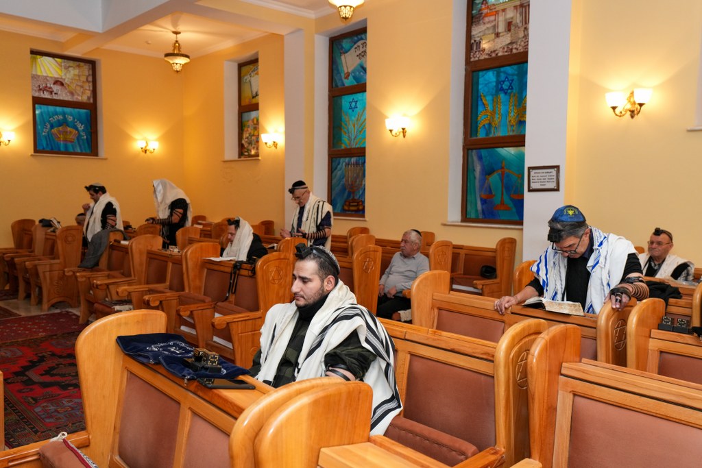 Bakı şəhərində yerləşən kilsə və sinaqoqlarda Xocalı faciəsi qurbanlarının xatirəsi anılıb - Image 3