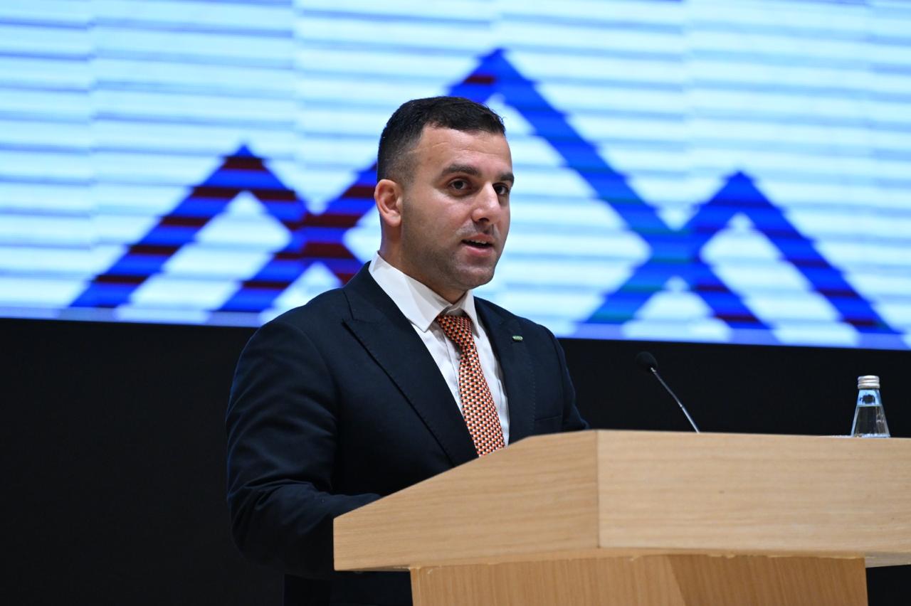 “Dini maarifləndirmə və gənclərlə iş” mövzusunda təlim proqramının açılış mərasimi keçirilib - Image 12
