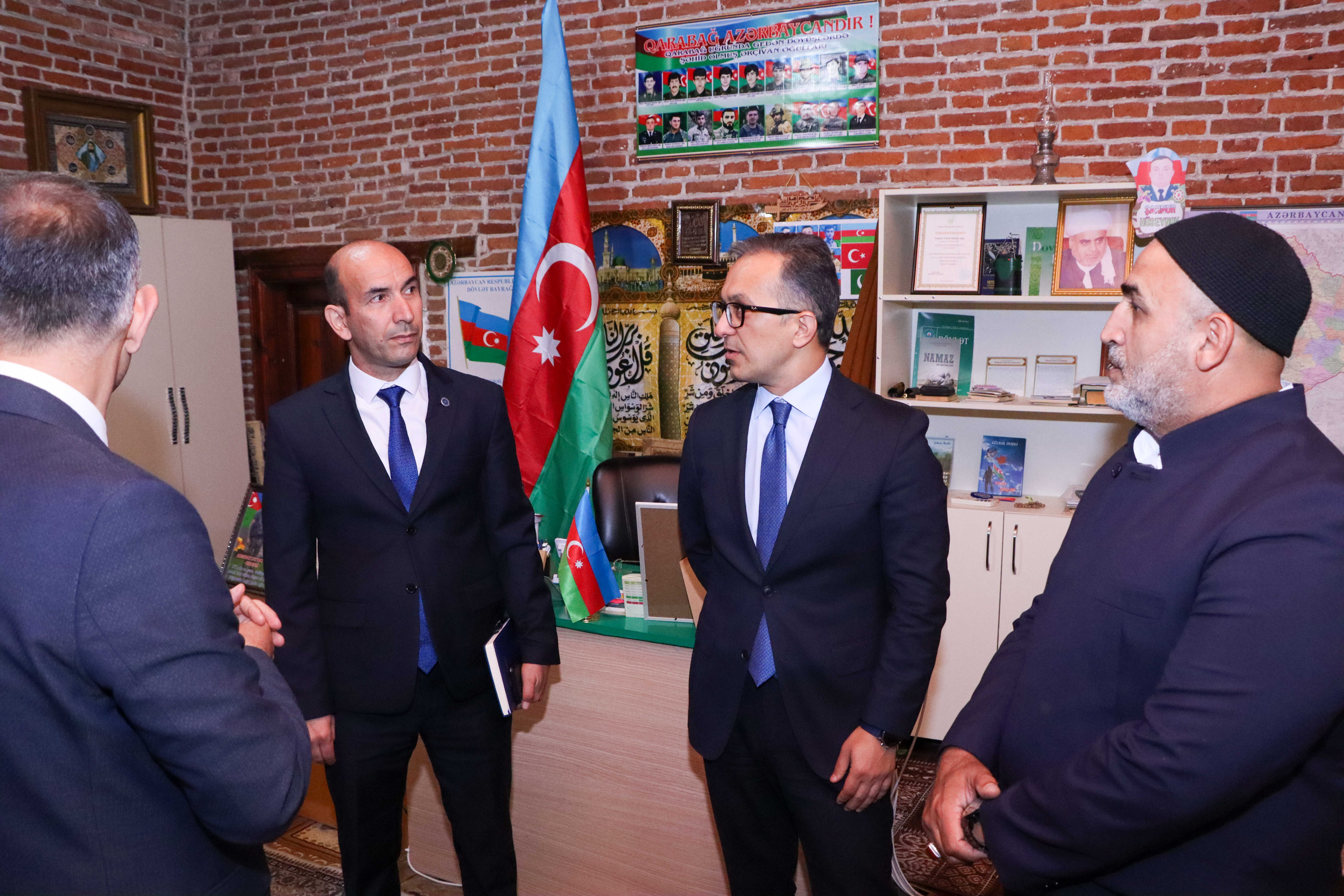Komitə sədri Astarada yerləşən dini ibadətgahların fəaliyyəti ilə tanış olub - Image 8