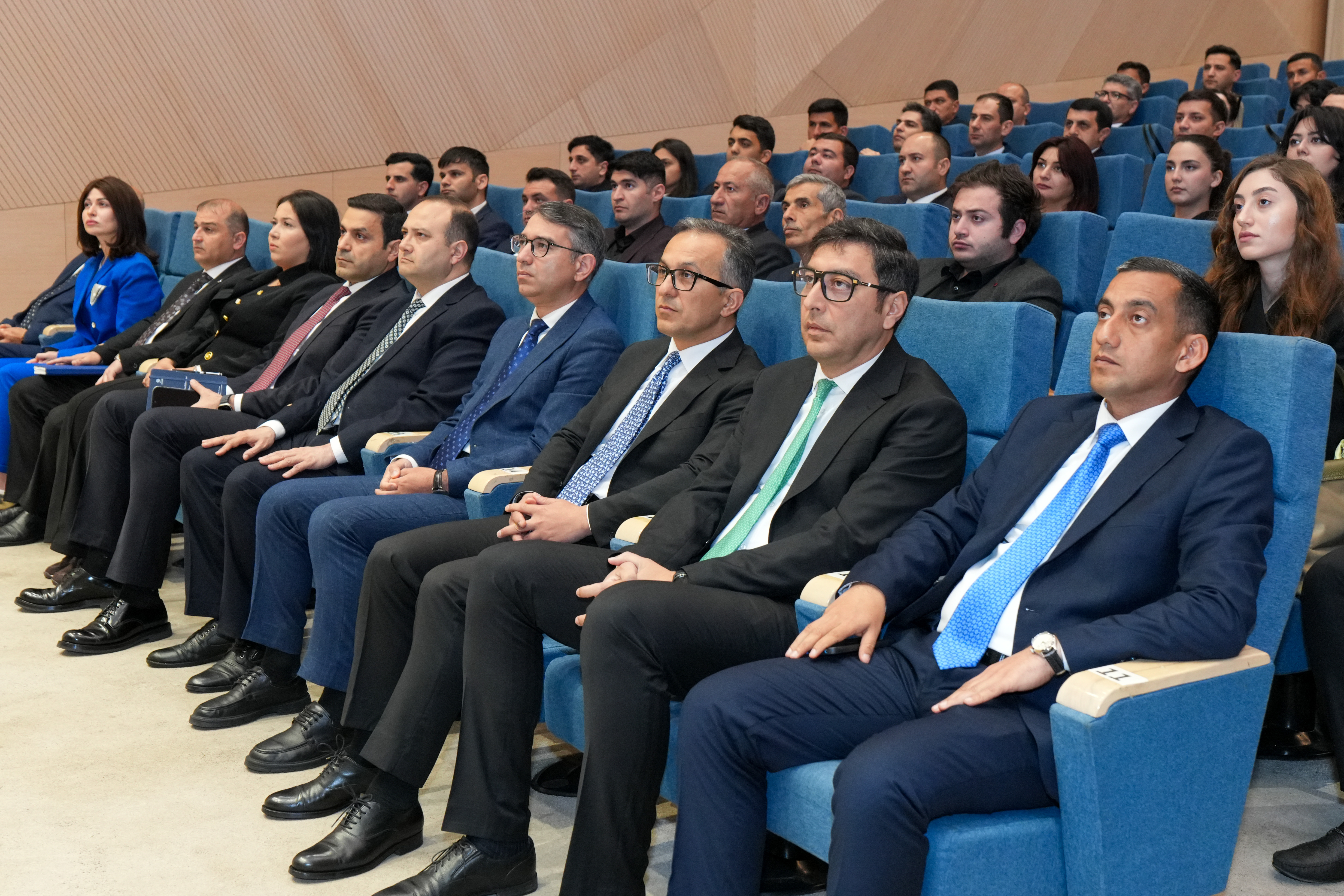 “Dini maarifləndirmə və gənclərlə iş” mövzusunda keçirilən təlim proqramı